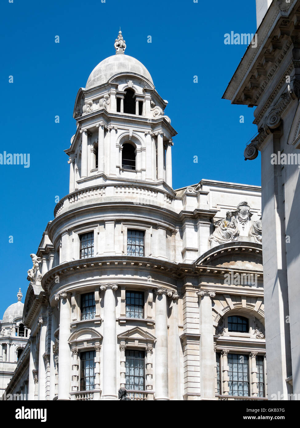 Vecchia guerra Edificio per uffici a Whitehall Foto Stock