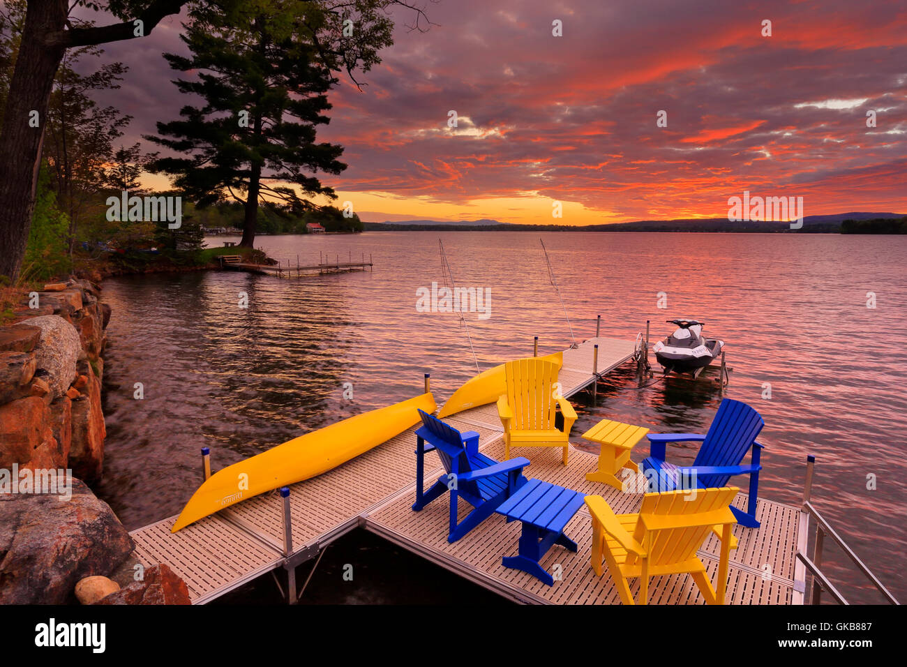 Dock, Winnisquam Lago, Sanbornton, New Hampshire, STATI UNITI D'AMERICA Foto Stock