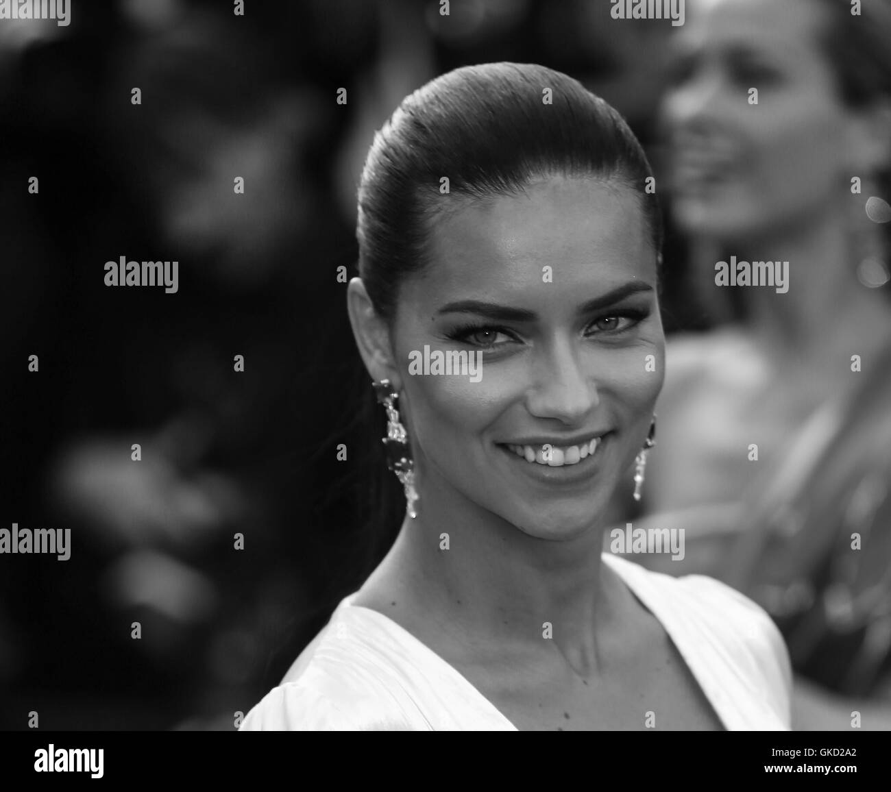 69a Cannes Film Festival - 'Julieta" - Premiere con: Adriana Lima dove: Cannes, Francia Quando: 17 Maggio 2016 Foto Stock