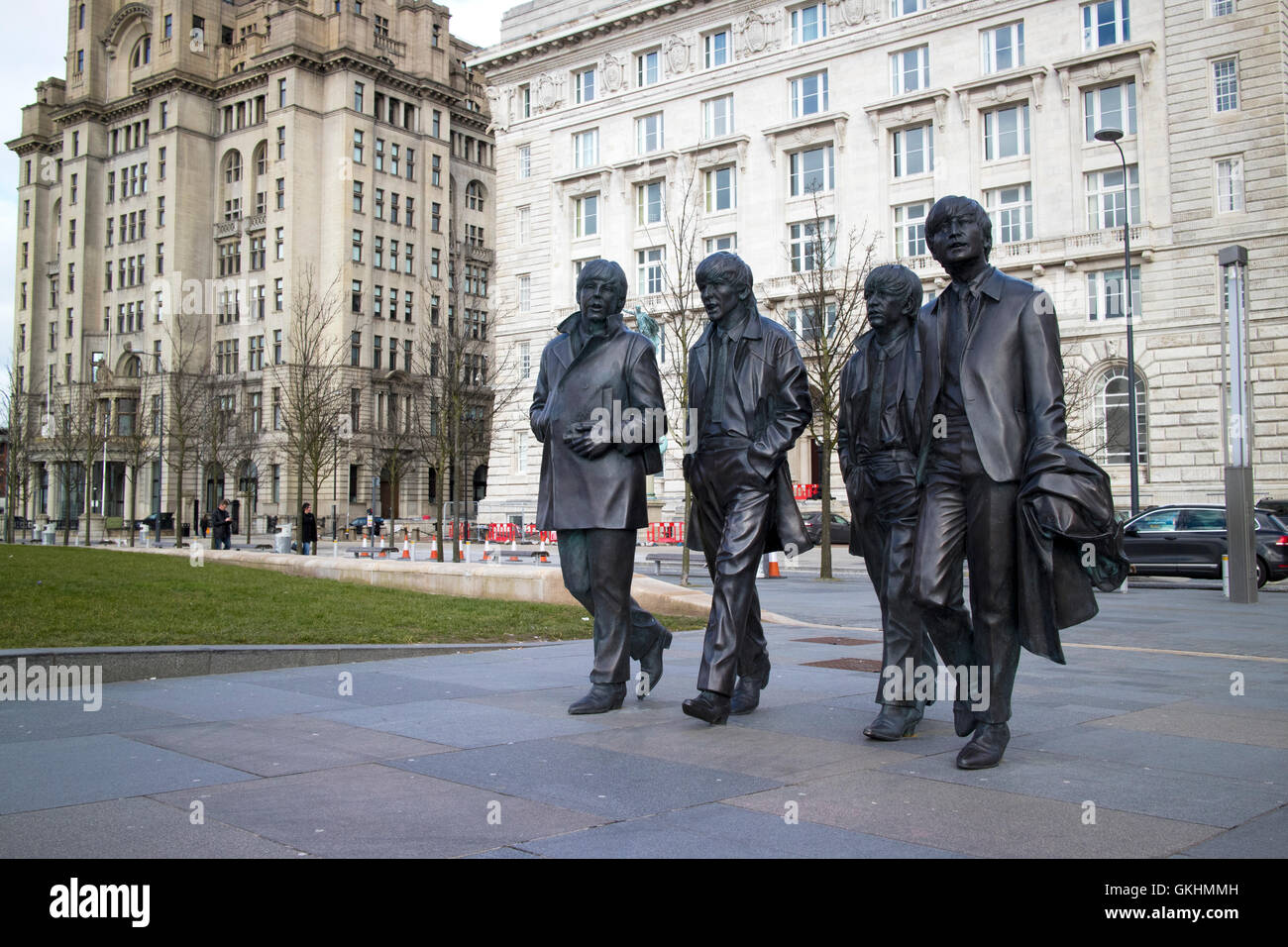 I Beatles statua scultura al Pier Head sul lungomare Liverpools Foto Stock