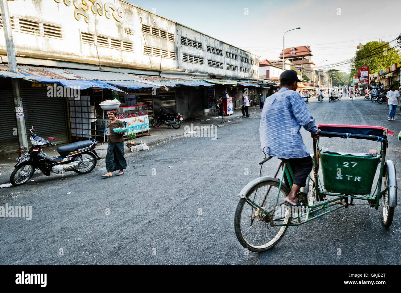 Kandal Market street 13 e il popolo cambogiano nel centro urbano di phnom penh cambogia città Foto Stock