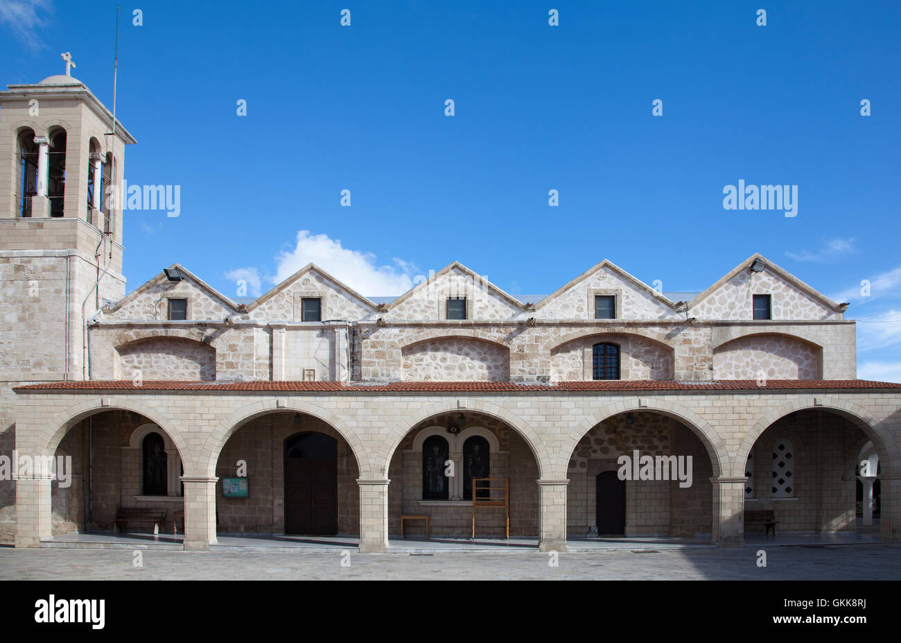 Resistenza quadrato con Agios Theodoros cattedrale in Paphos Città Vecchia, Cipro Foto Stock