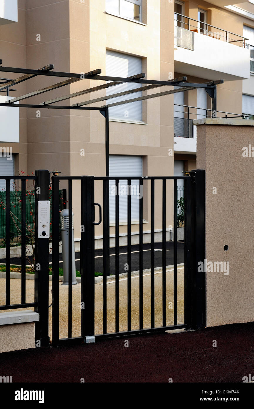 Fissare un nuovo edificio ad essere costruito da input Foto Stock