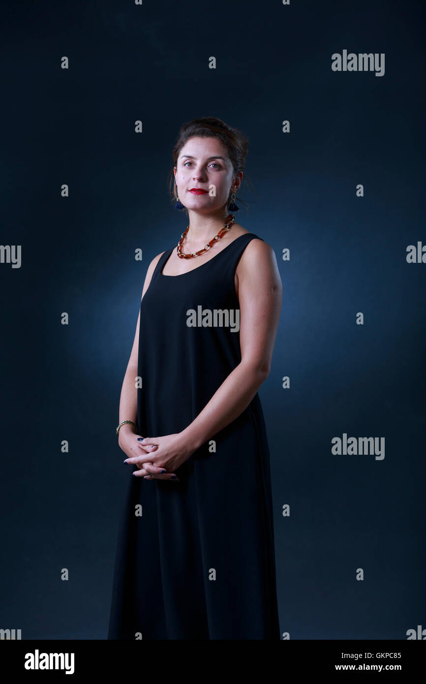 Edinburgh, Regno Unito. Il 22 agosto 2016. Edinburgh International Book Festival il giorno 9. Edinburgh International Book Festival si svolge a Charlotte Square Gardens. Edimburgo. Foto di Jessie Burton. Pak@ Mera/Alamy Live News Foto Stock