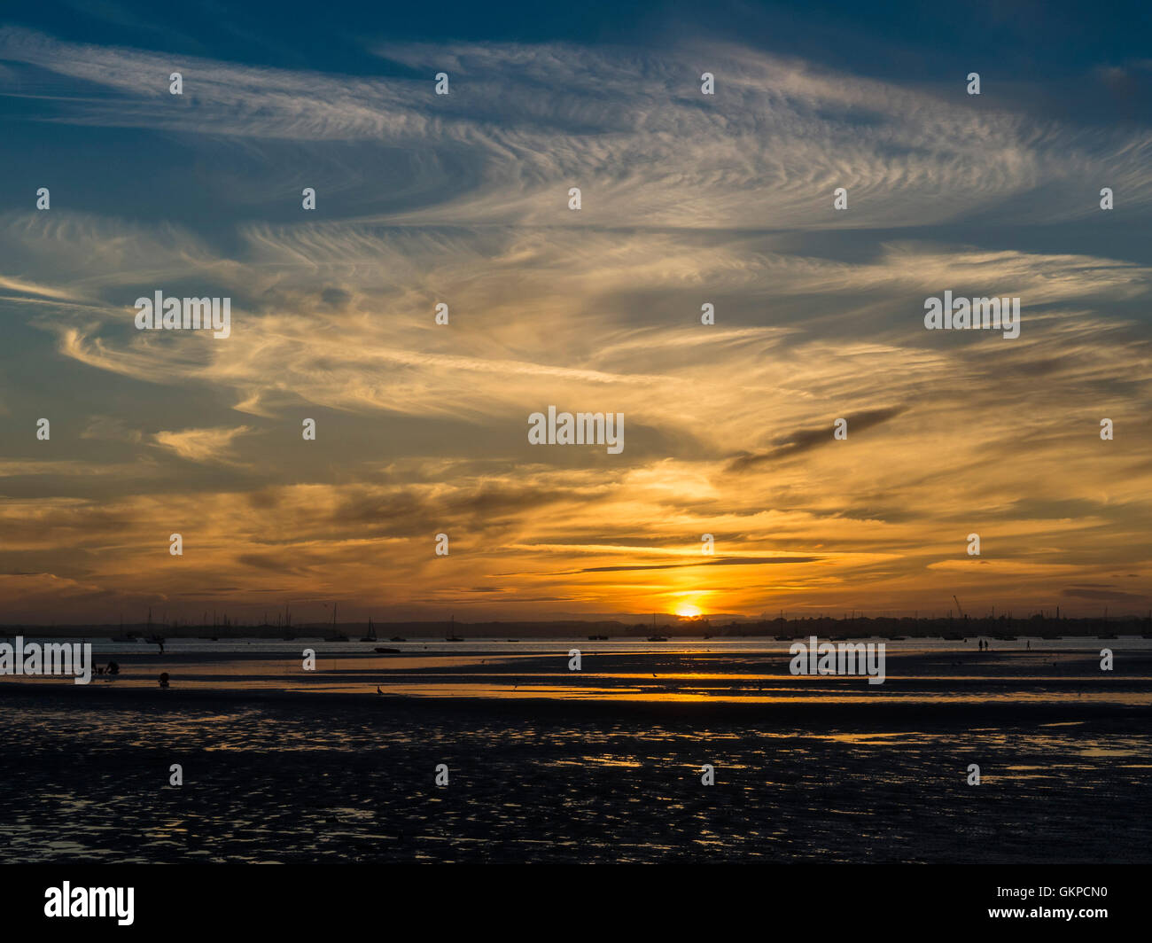 Tramonto sul porto di Poole, Dorset, Regno Unito Foto Stock