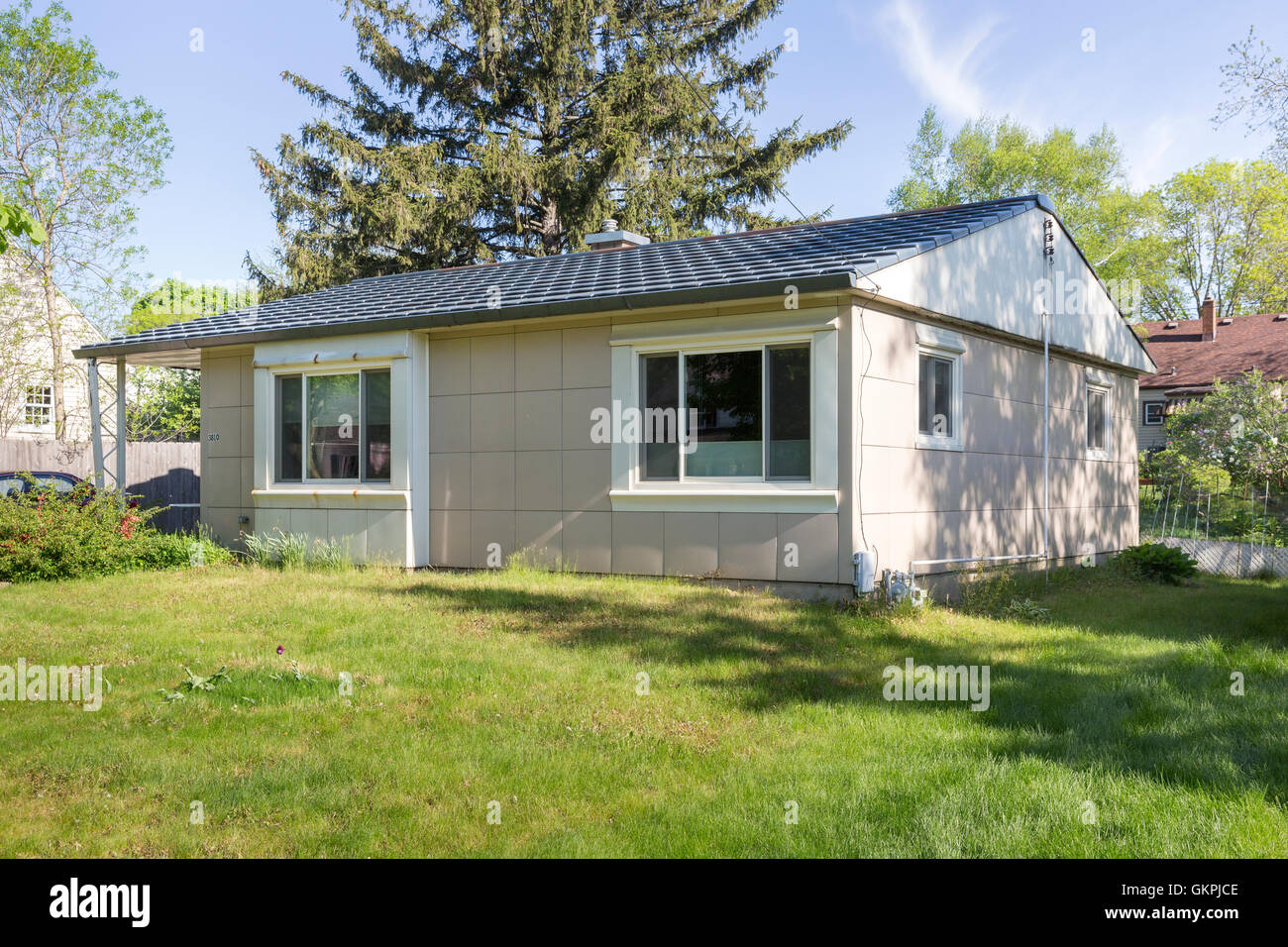 Storico MCM moderna di metà secolo 'deserto Tan' Lustron Home a Madison, Wisconsin Foto Stock