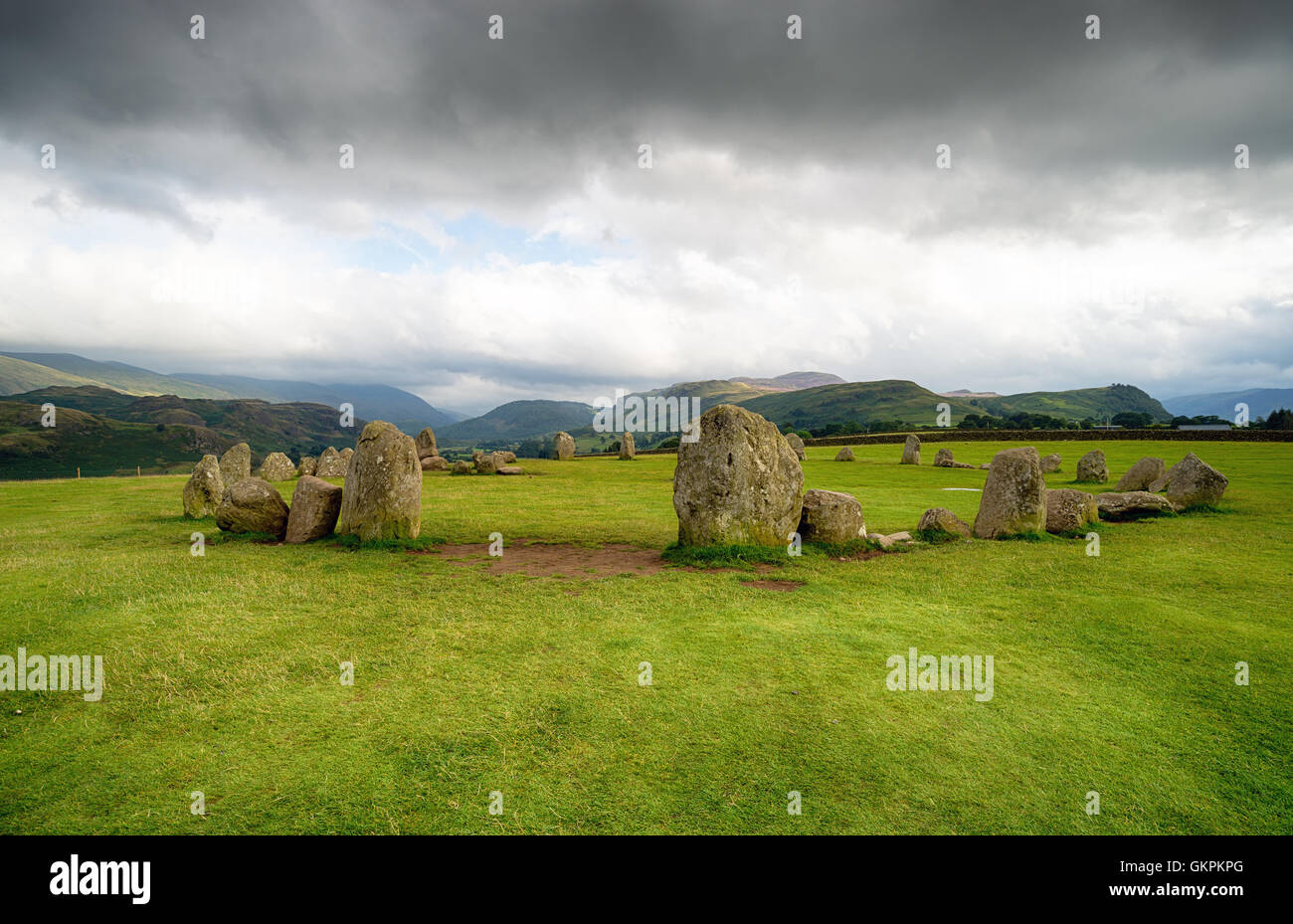 Il Castlerigg Stone Circle nel distretto del lago vicino a Keswick in Cumbria Foto Stock