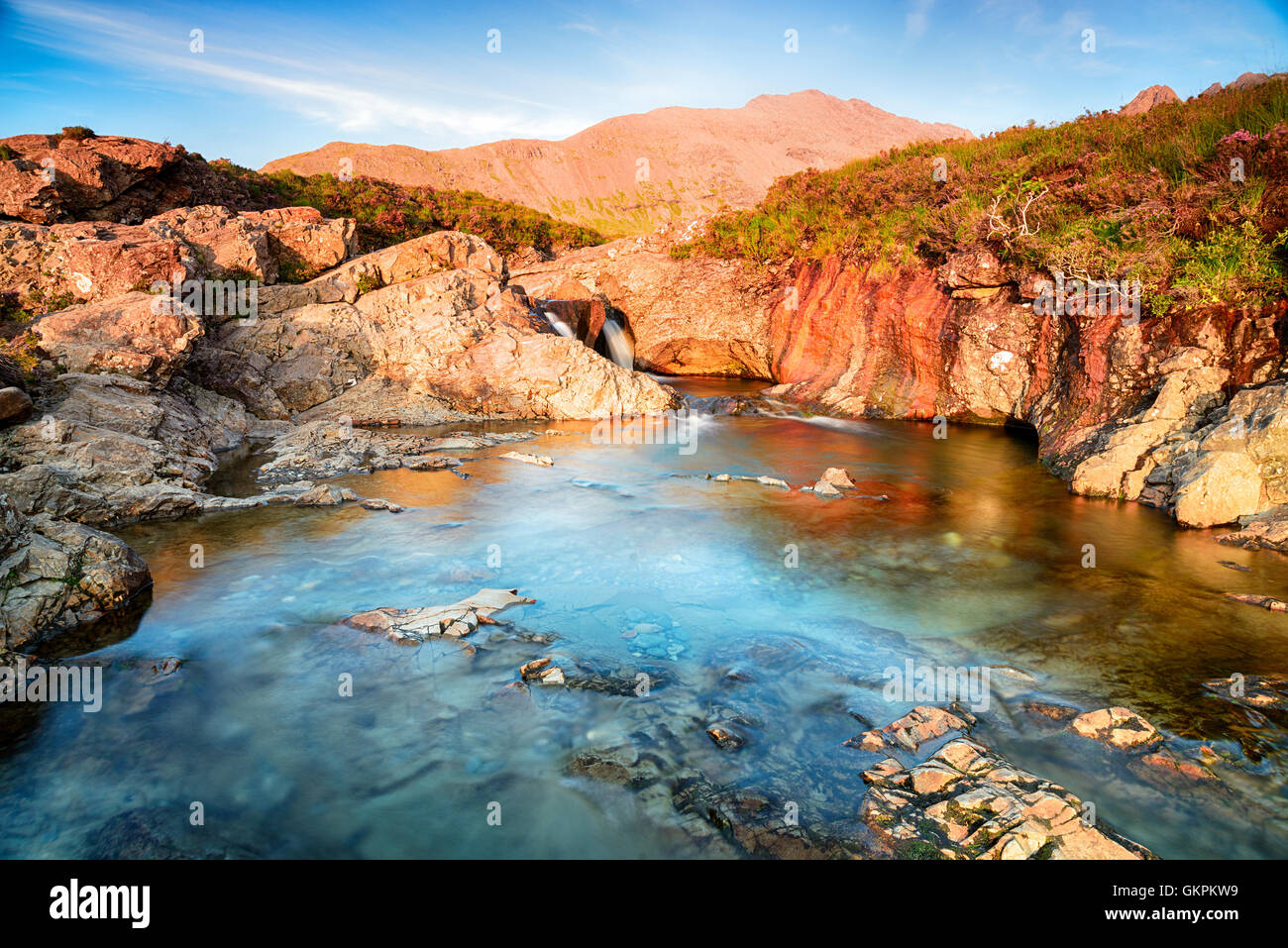L'Isola di Skye fata piscine a Glenbrittle ai piedi del Nero montagne Cuillin Foto Stock