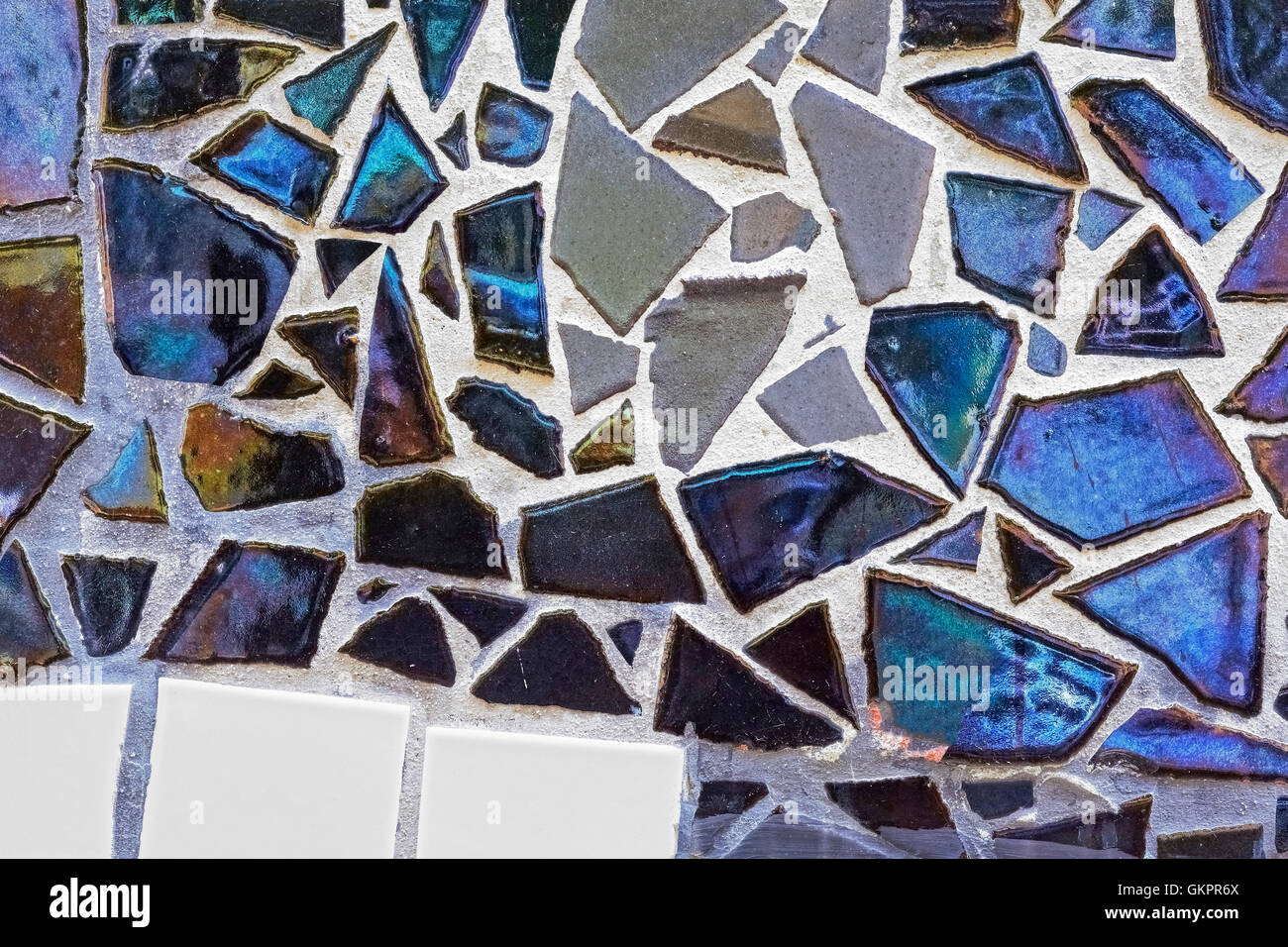 Mosaico di piastrelle scuro muro, abstract texture di sfondo o. Foto Stock