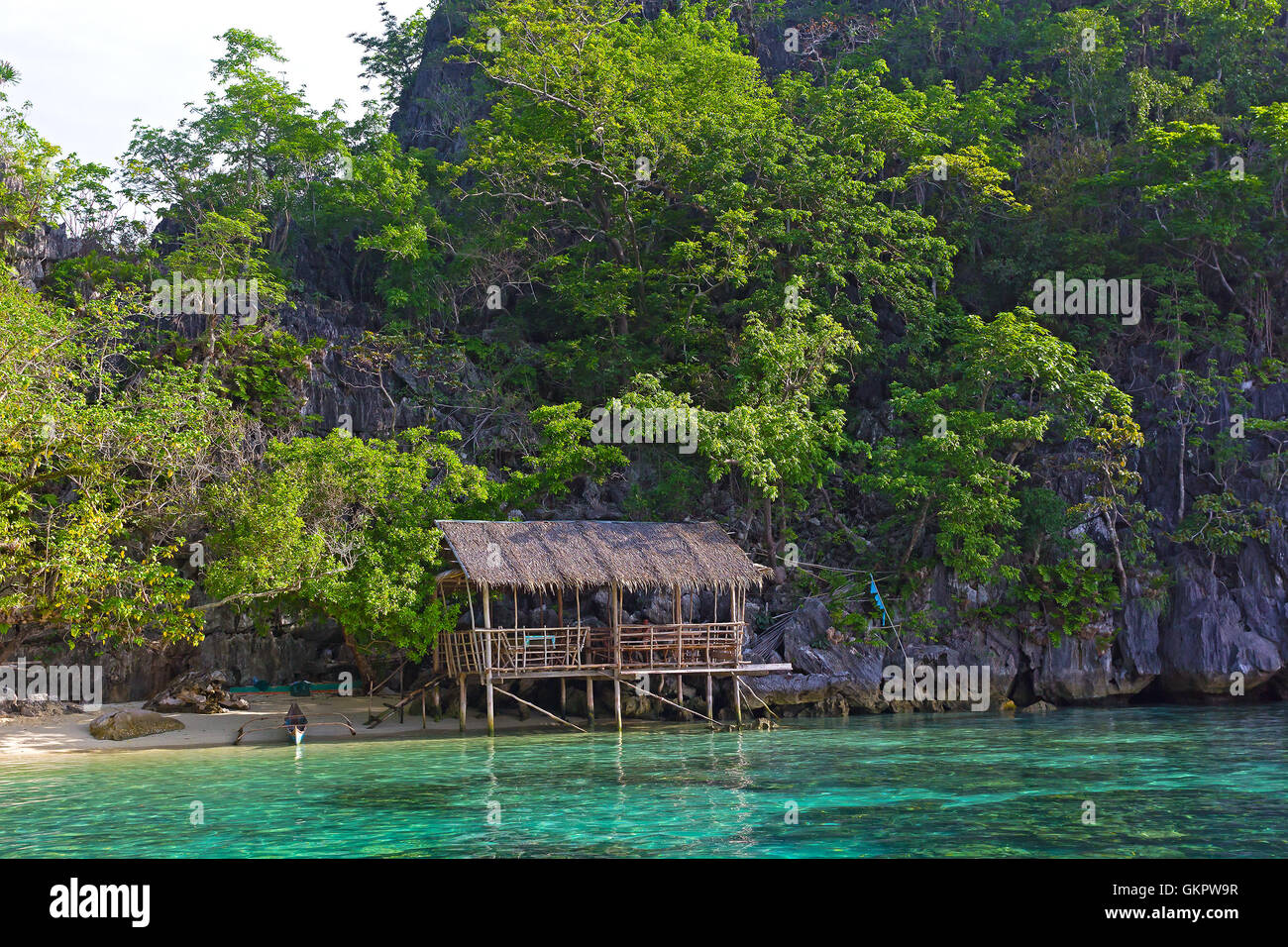 Piccola spiaggia di sabbia sul Coron Island, Palawan provincia, Filippine. Foto Stock