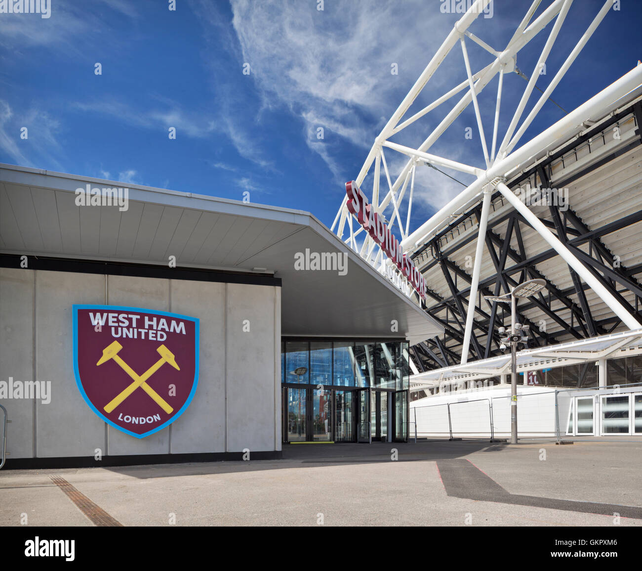 London Olympic Stadium ora la casa di Westham United football club Foto Stock