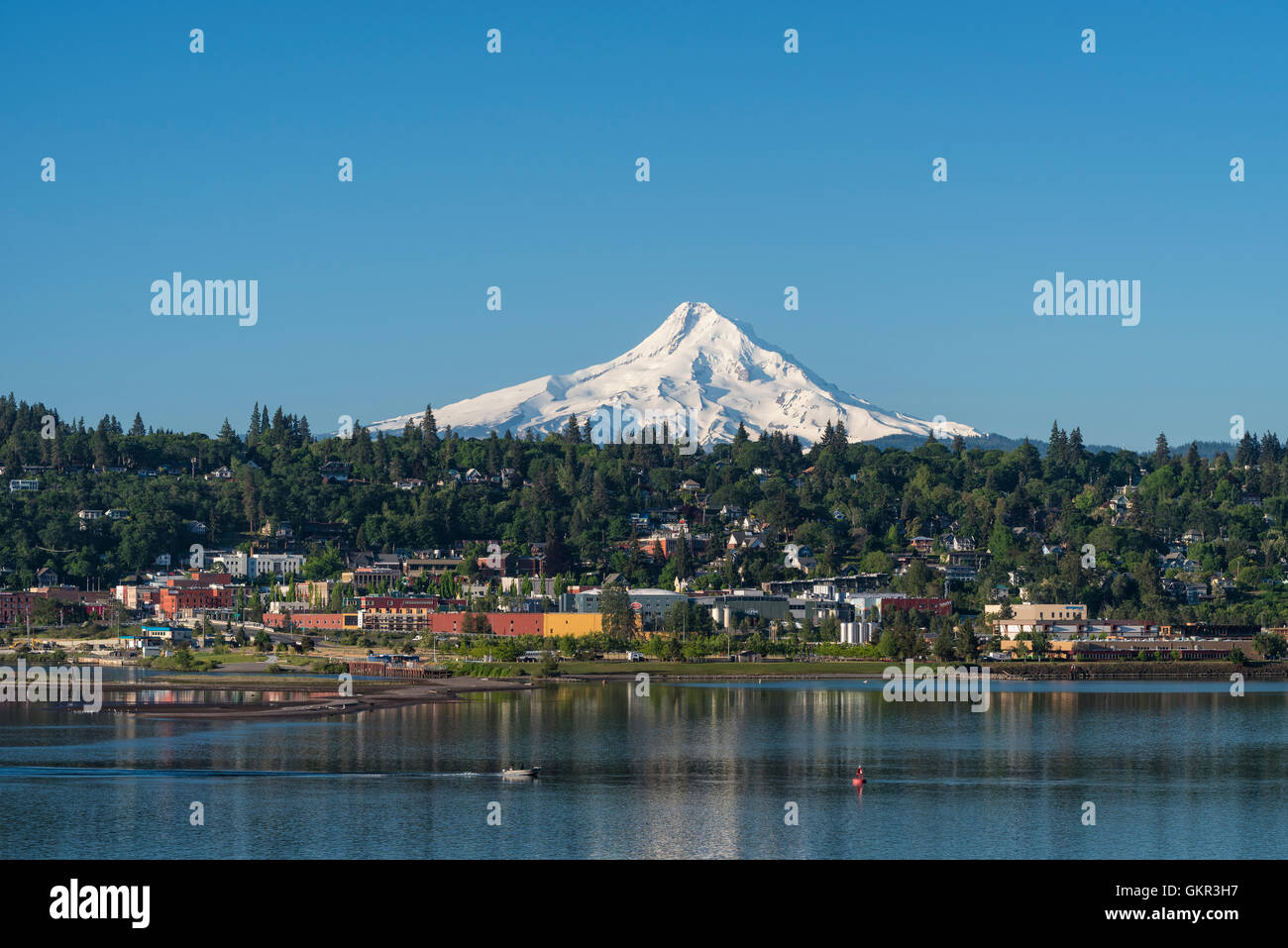 Columbia River, città di Hood River e del Monte Cofano, Columbia River Gorge National Scenic Area, Oregon. Foto Stock