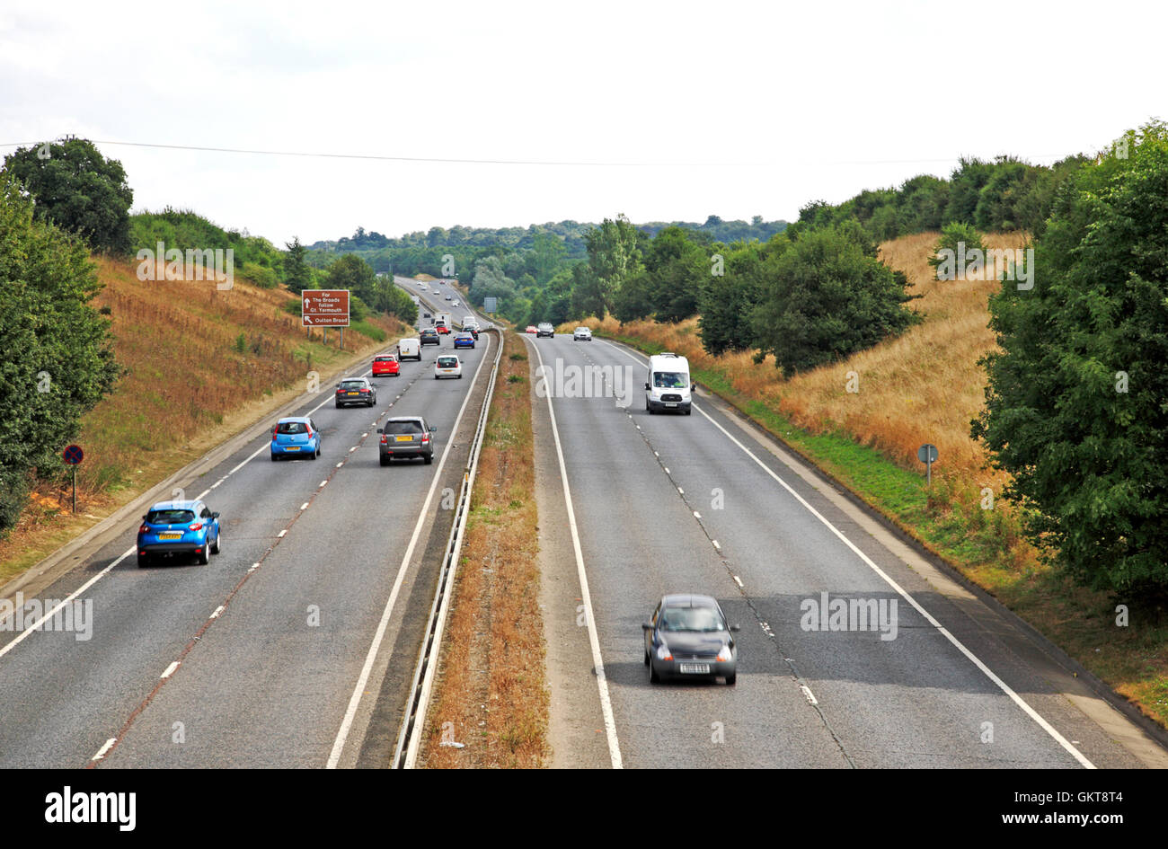 Una vista della A47 Norwich tangenziale sud in direzione est a Caistor St Edmund, Norfolk, Inghilterra, Regno Unito. Foto Stock