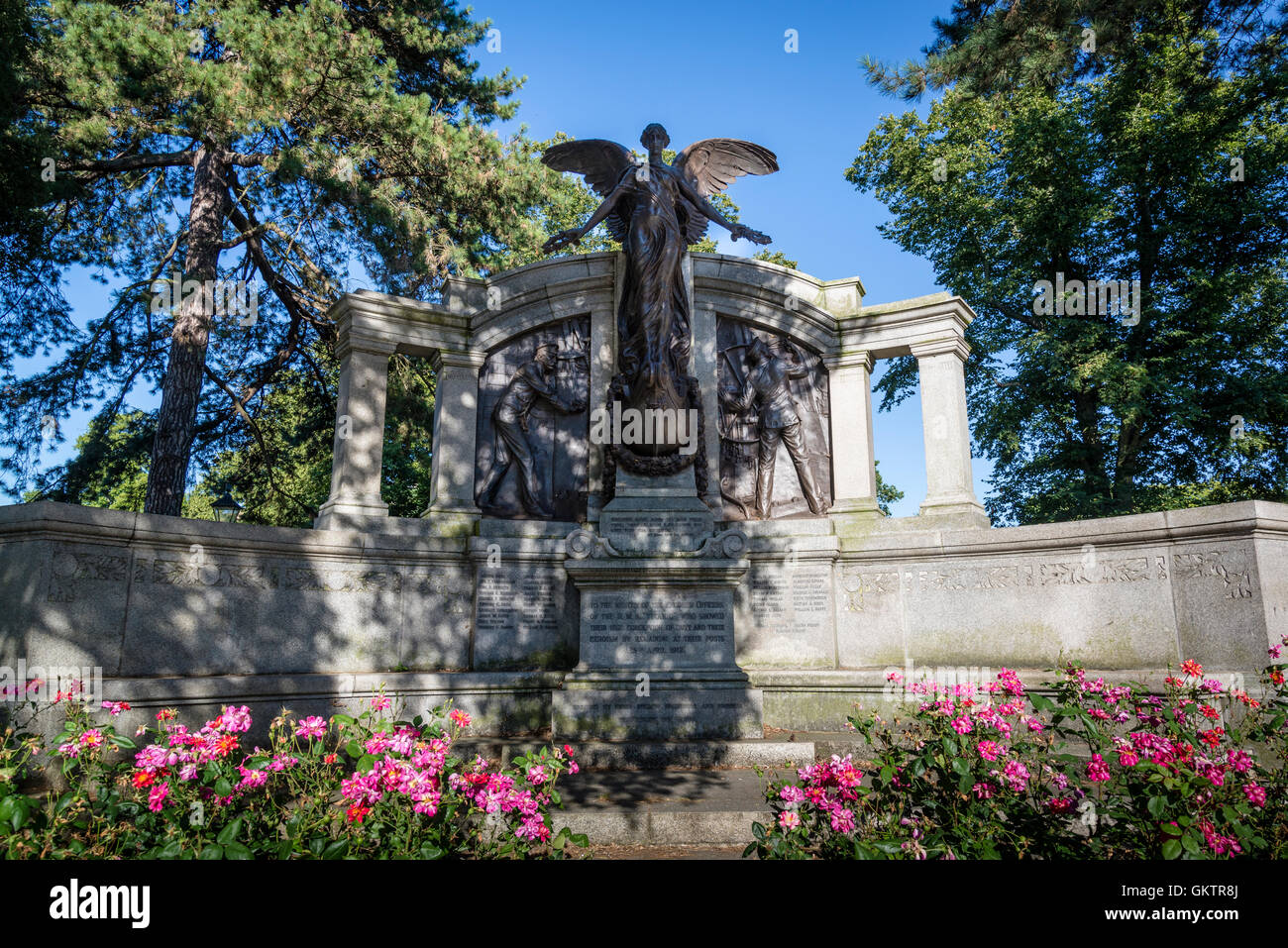 Titanic Engineers' Memorial, Southampton, Hampshire, Inghilterra, Regno Unito Foto Stock