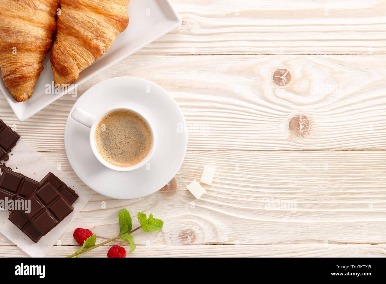 Caffè Espresso con cornetti e marmellata Foto Stock