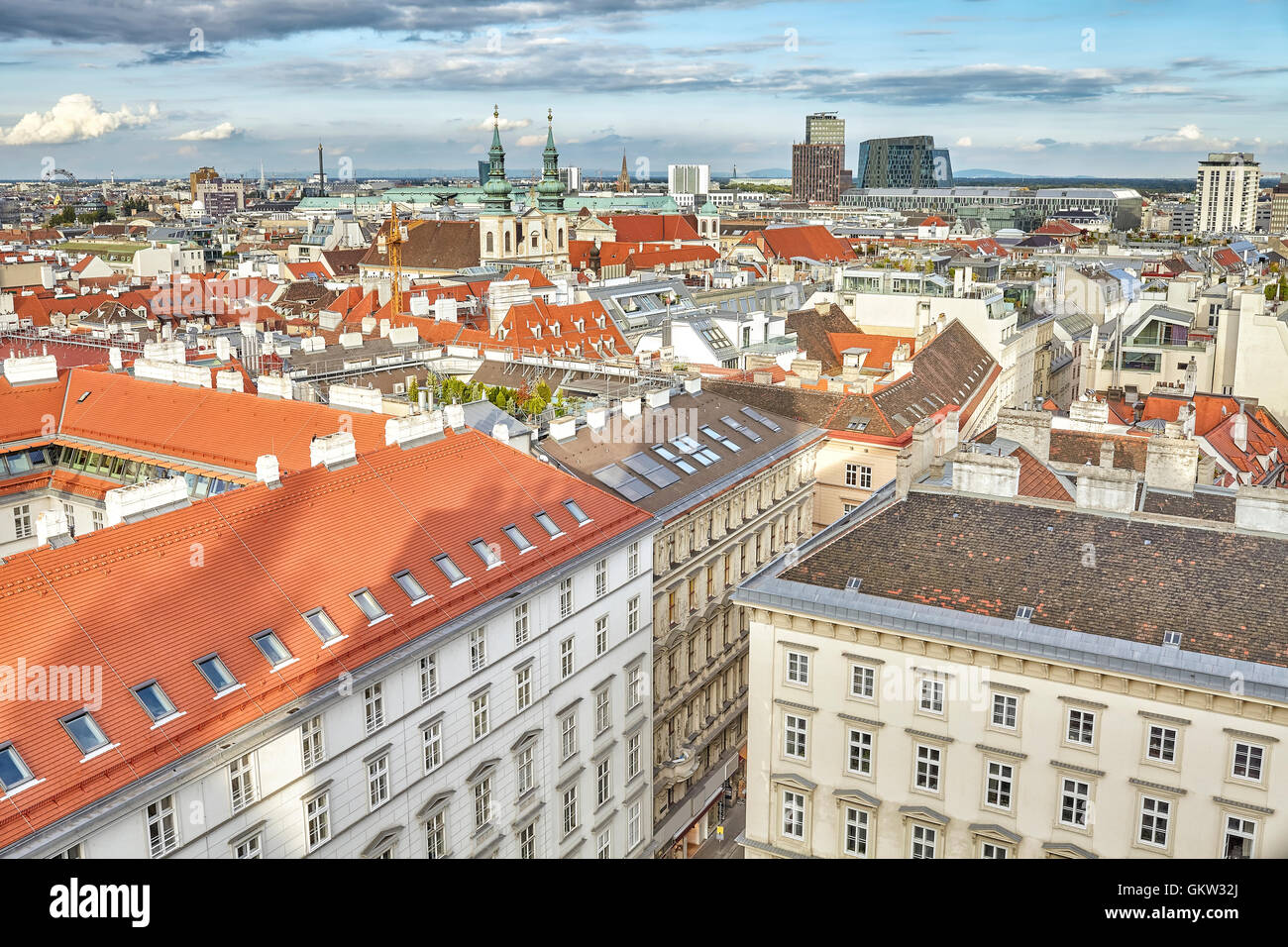 Vienna vista dalla torre nord della Cattedrale di Santo Stefano, Austria. Foto Stock