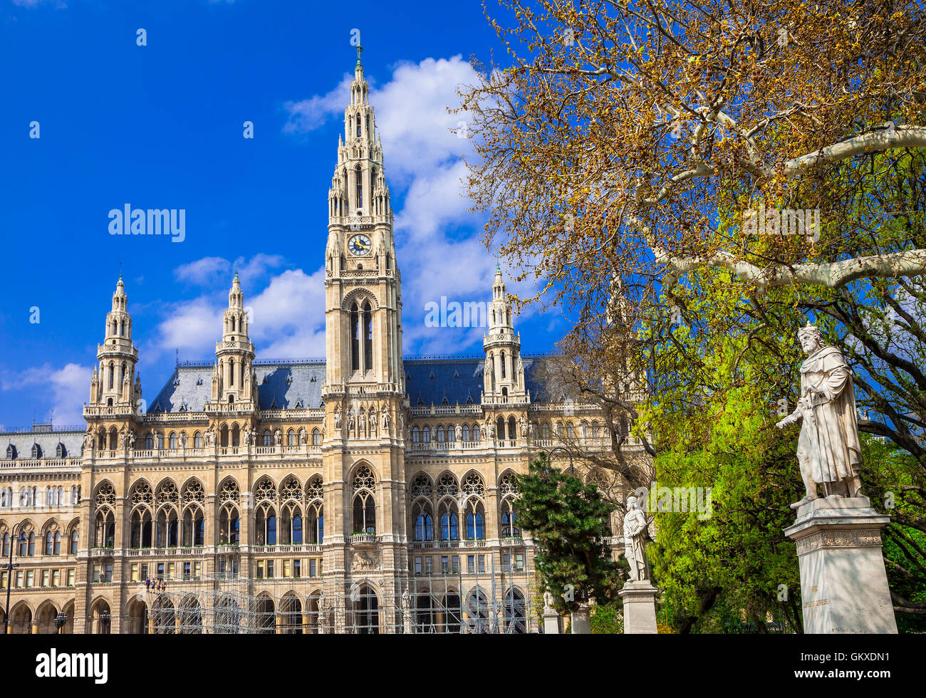 Imponente edificio del Municipio di Vienna in Austria Foto Stock Imponente edificio del Municipio di Vienna in Austria Foto Stock