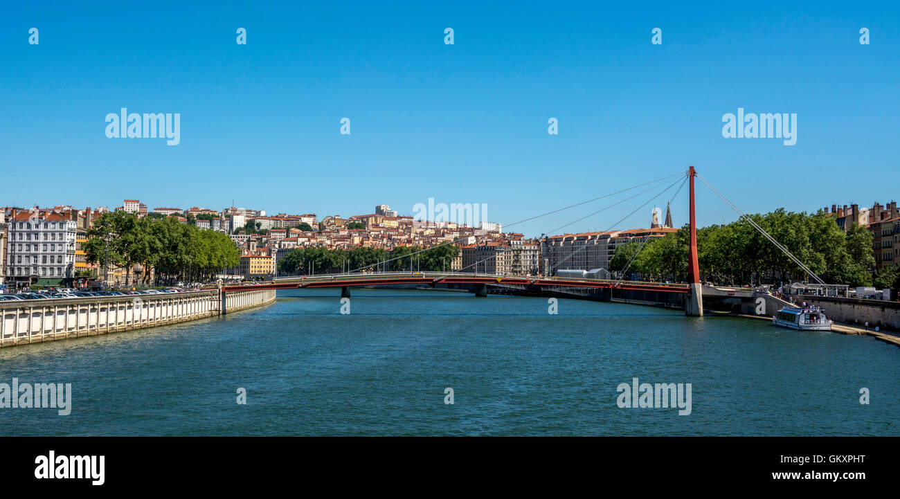 Lione. Ponte del Palais de Justice e quartiere di Croix Rousse. Alvernia-Rodano-Alpi. Francia. Europa Foto Stock