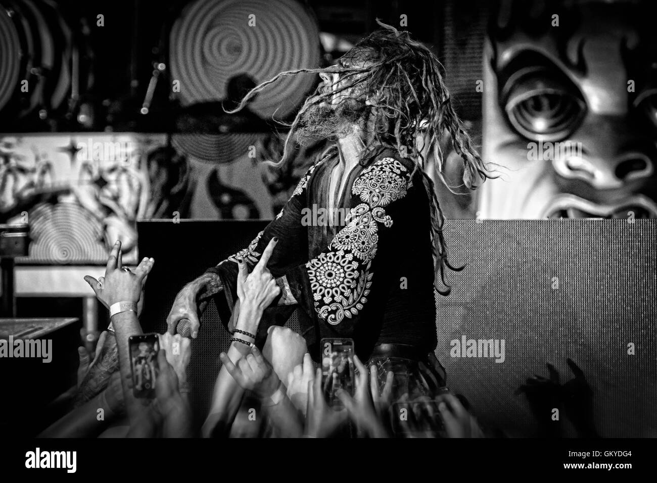 Toronto, Ontario, Canada. 23 Ago, 2016. Musicista americano, regista, sceneggiatore e produttore di film ROB ZOMBIE eseguita sold out show a Molson anfiteatro canadese a Toronto. © Igor Vidyashev/ZUMA filo/Alamy Live News Foto Stock