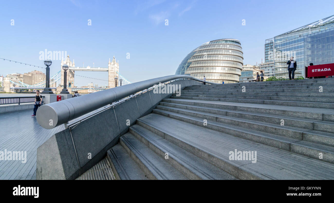 More London Place, Londra, Regno Unito Foto Stock