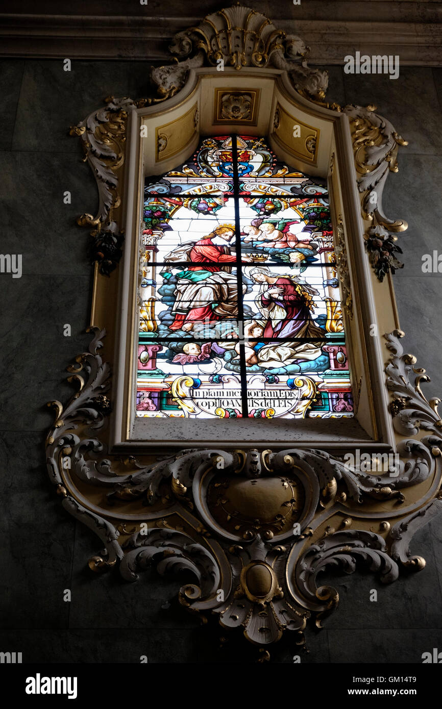 Il vetro macchiato nel Duomo di Bressanone Foto Stock