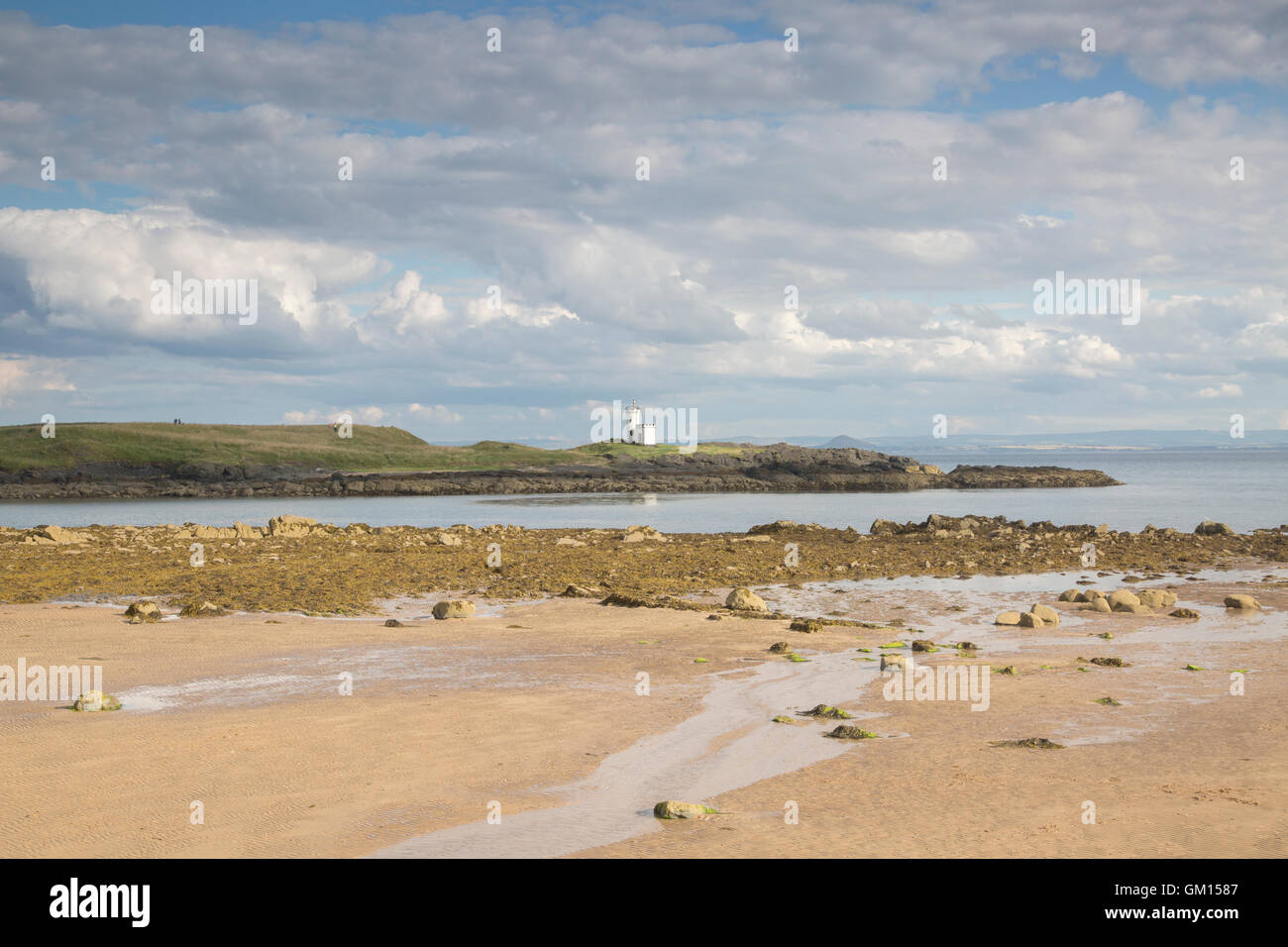 Il faro e la spiaggia, Elie, Fife, Scozia - UK Foto Stock