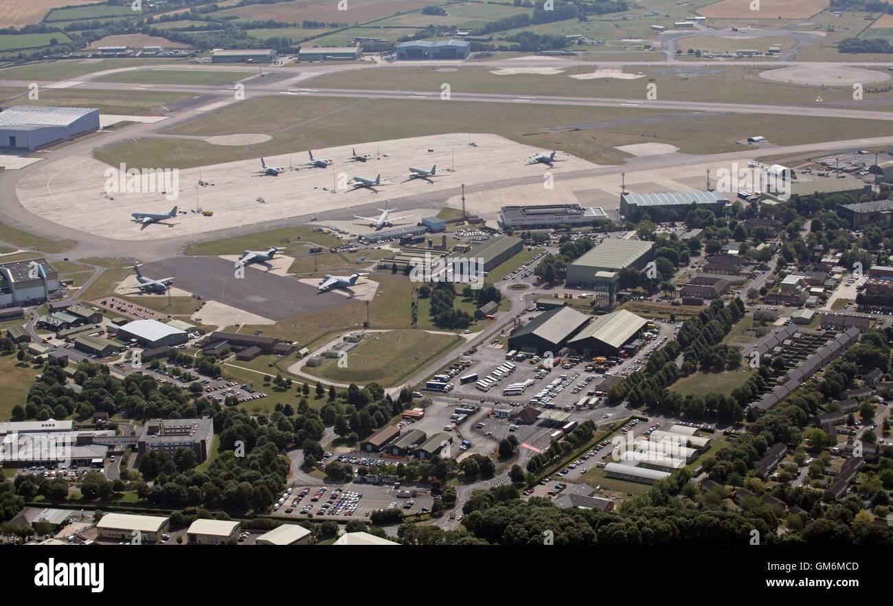 Vista aerea della RAF Brize Norton in Oxfordshire, Regno Unito Foto Stock