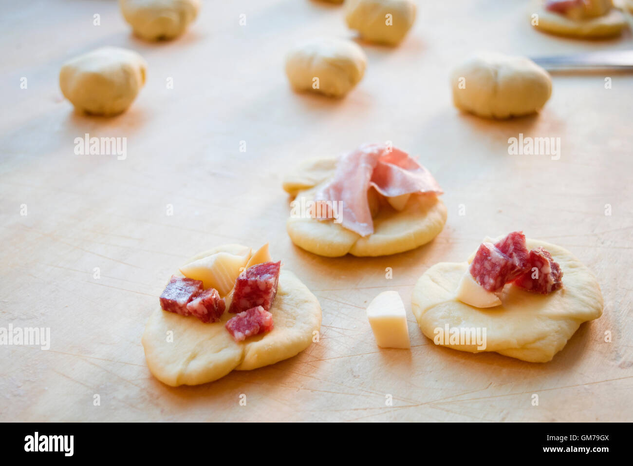 Pizzette e finger food Foto Stock
