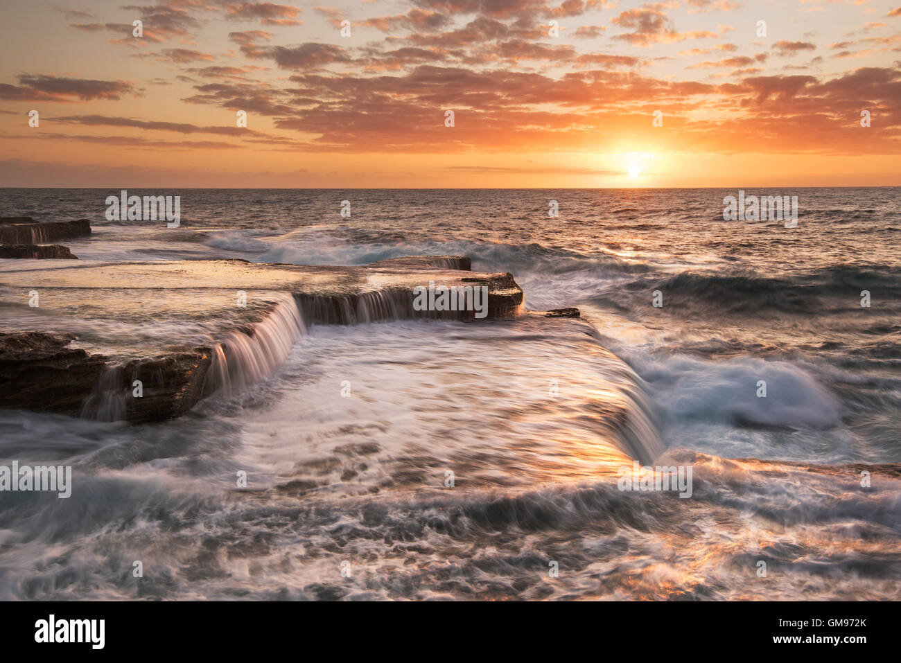 Australia, Nuovo Galles del Sud, Maroubra, della costa al tramonto Foto Stock