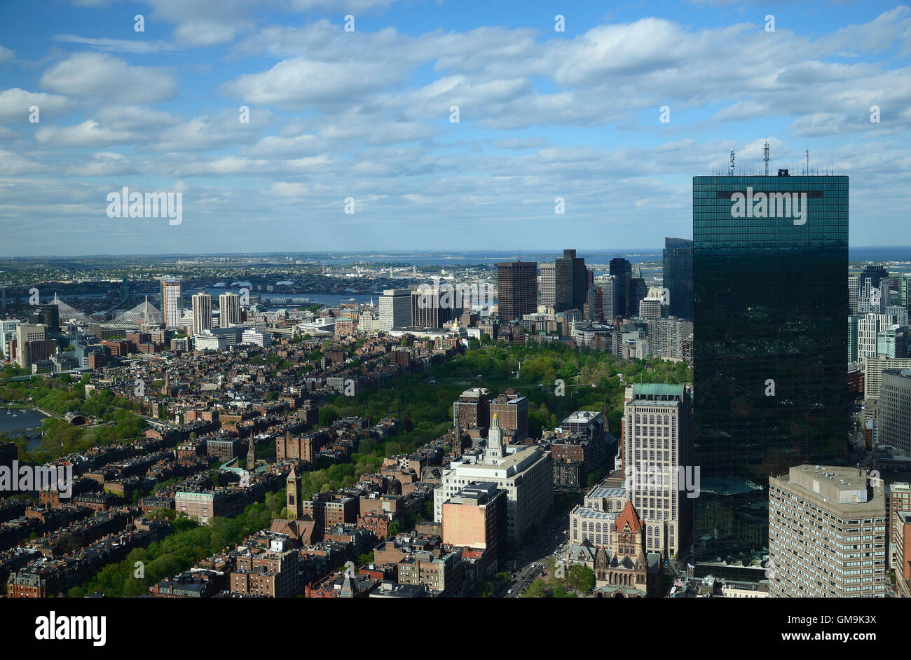 Massachusetts, Boston, scena urbana con edifici per uffici Foto Stock