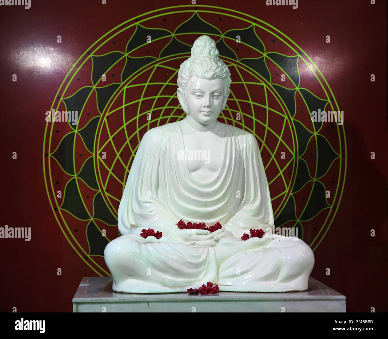 Illuminazione di Buddha - mente pacifica Foto stock - Alamy