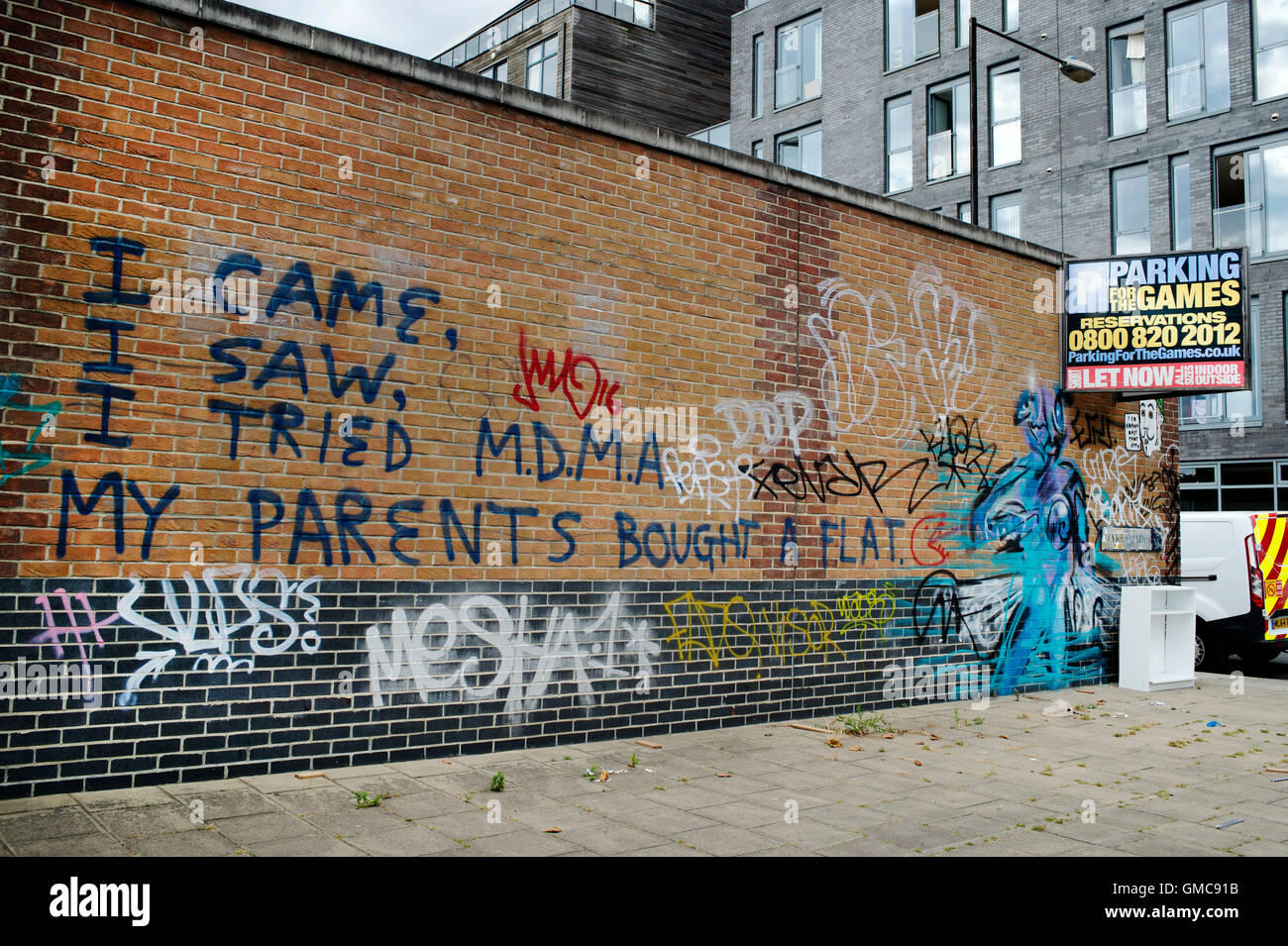 Hackney. Graffiti beffardo nuovi arrivi alla zona. Si dice "Io sono venuto, ho visto che ho cercato di MDA. I miei genitori hanno acquistato un piatto'. Foto Stock