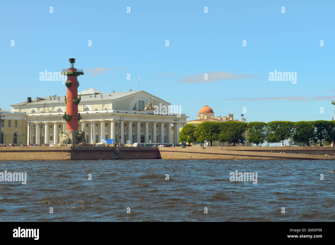 La Russia, San Pietroburgo, freccia Vasilevsky Island Foto Stock