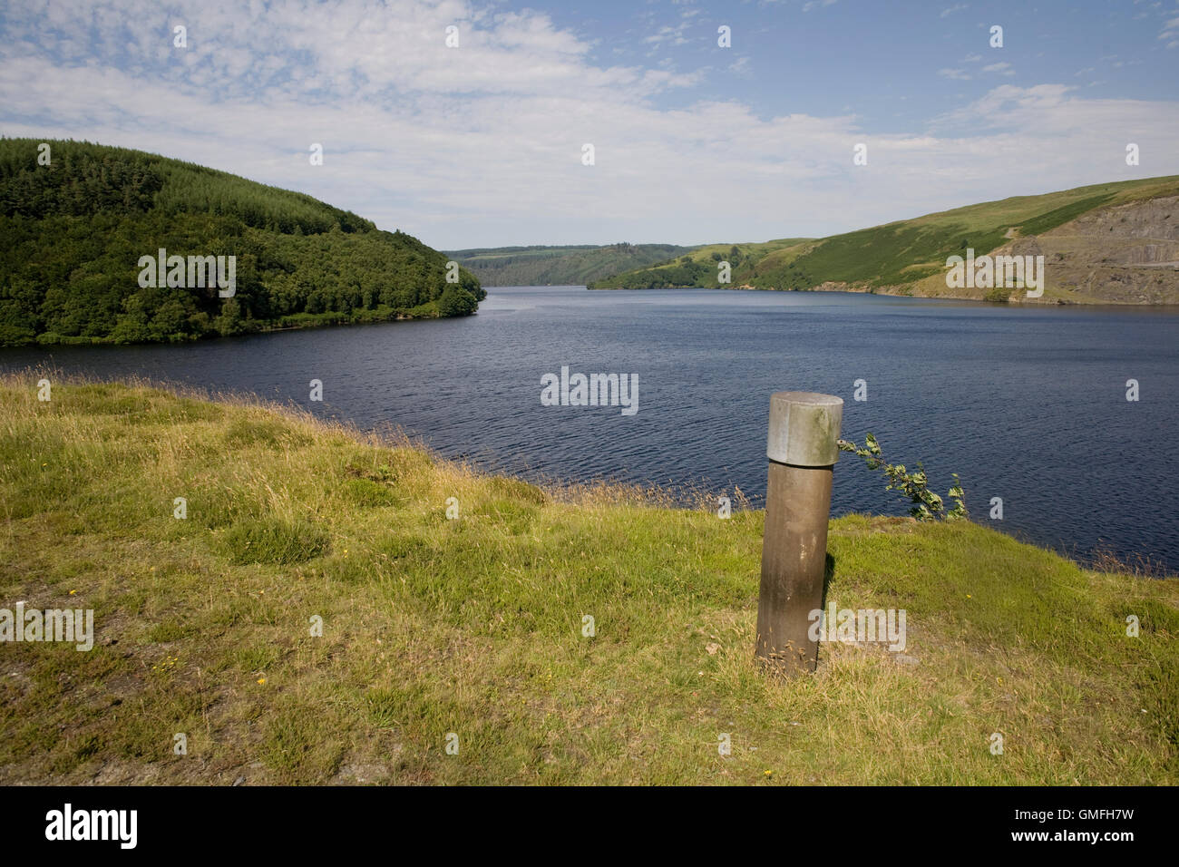 Vista Nord est lungo Llyn Brianne Foto Stock