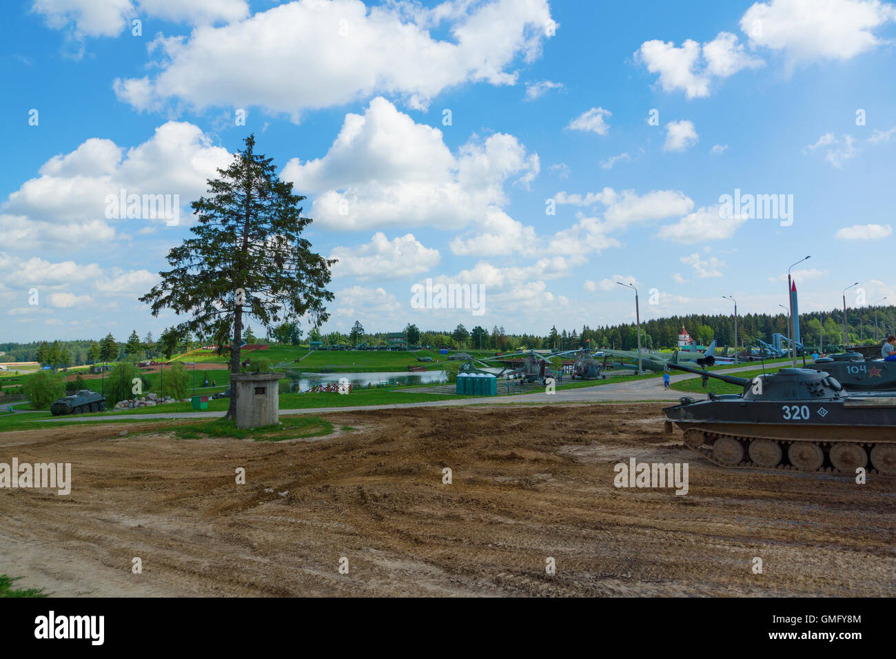 Loshany, Bielorussia - Luglio 31, 2016: 'Stalin Linea' questo è storico e complesso culturale. L'ostensione è un complesso difensivo. Foto Stock