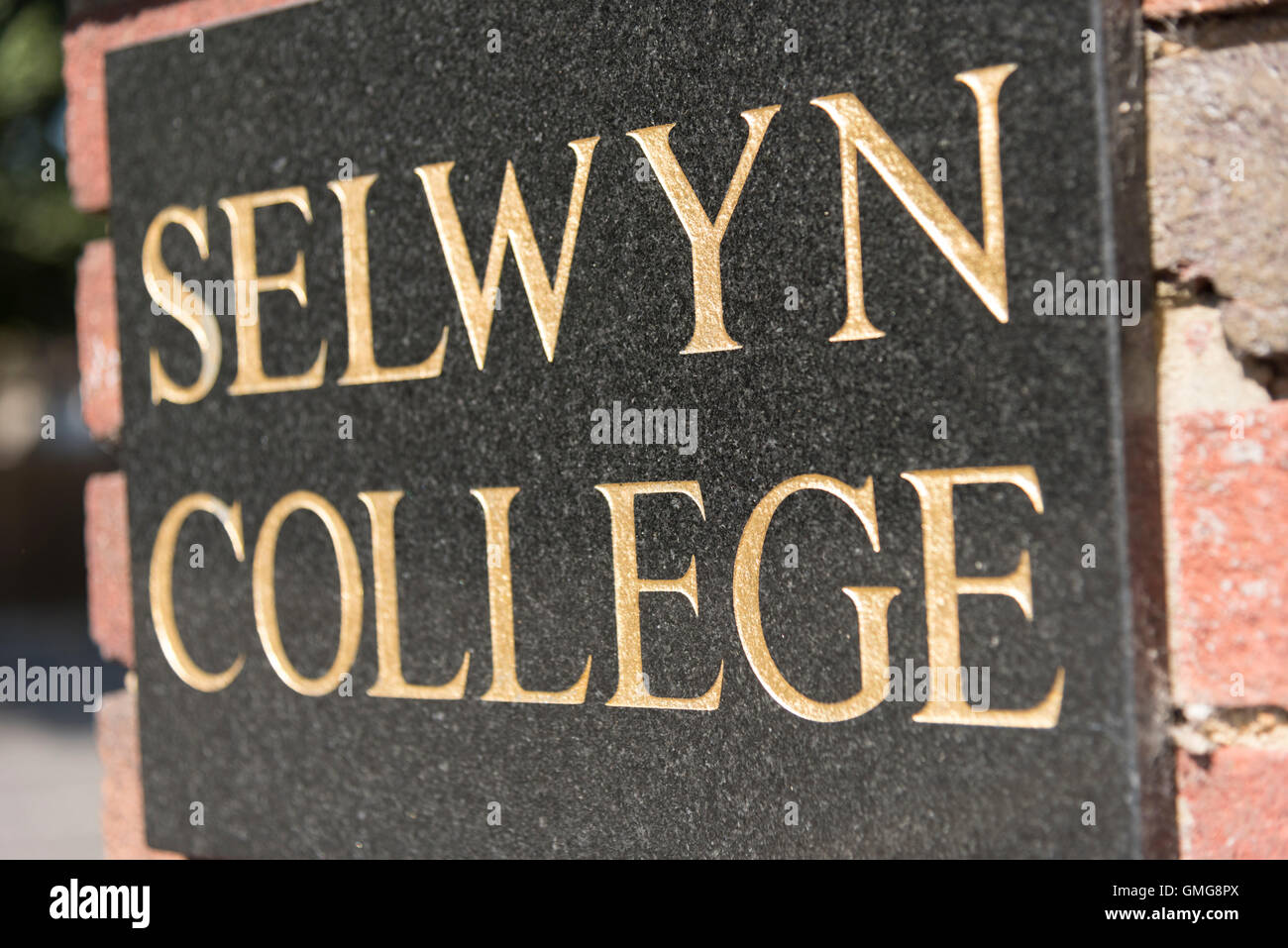Il segno al Selwyn College di Cambridge Regno Unito uno dei collegi presso l'Università di Cambridge Foto Stock