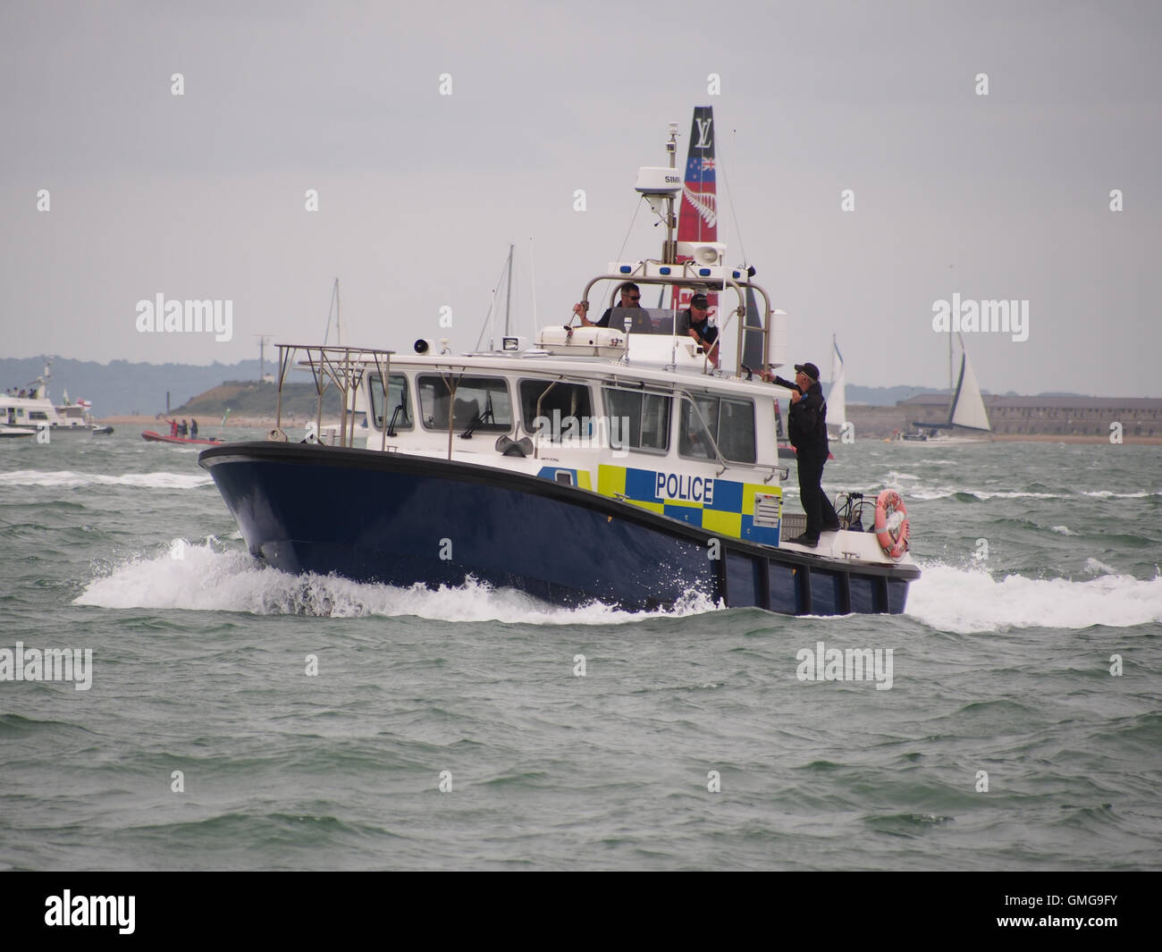 Hampshire polizia unità Marine-sulle acque di Hampshire e l'Isola di Wight. Foto Stock