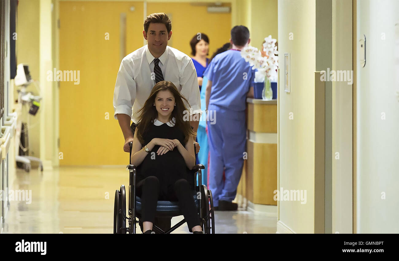 Il HOLLARS 2016 Sycamore foto con produzione da sinistra: John Krasinski e Anna Kendrick Foto Stock