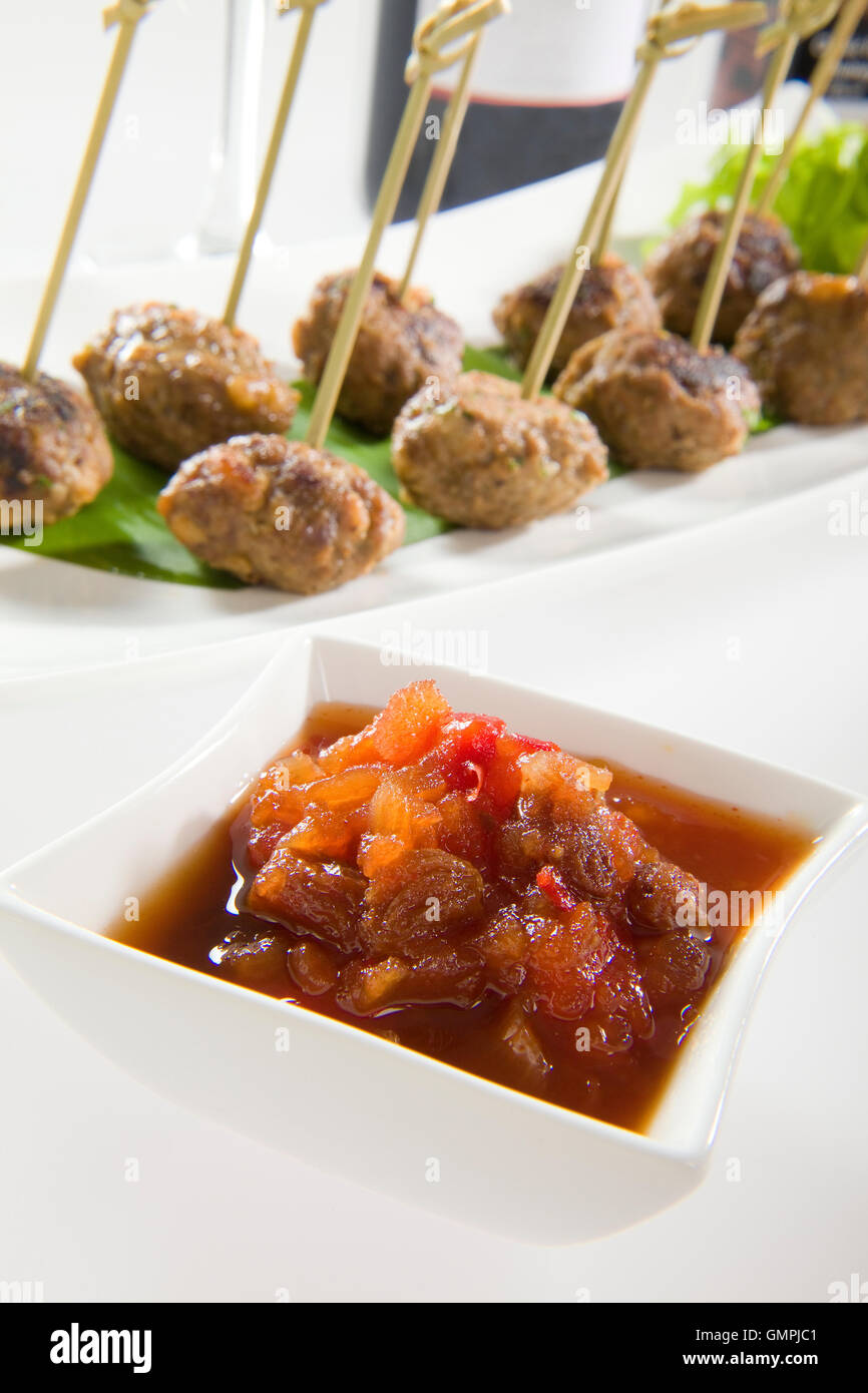 Il Chutney con polpettine di carne Foto Stock