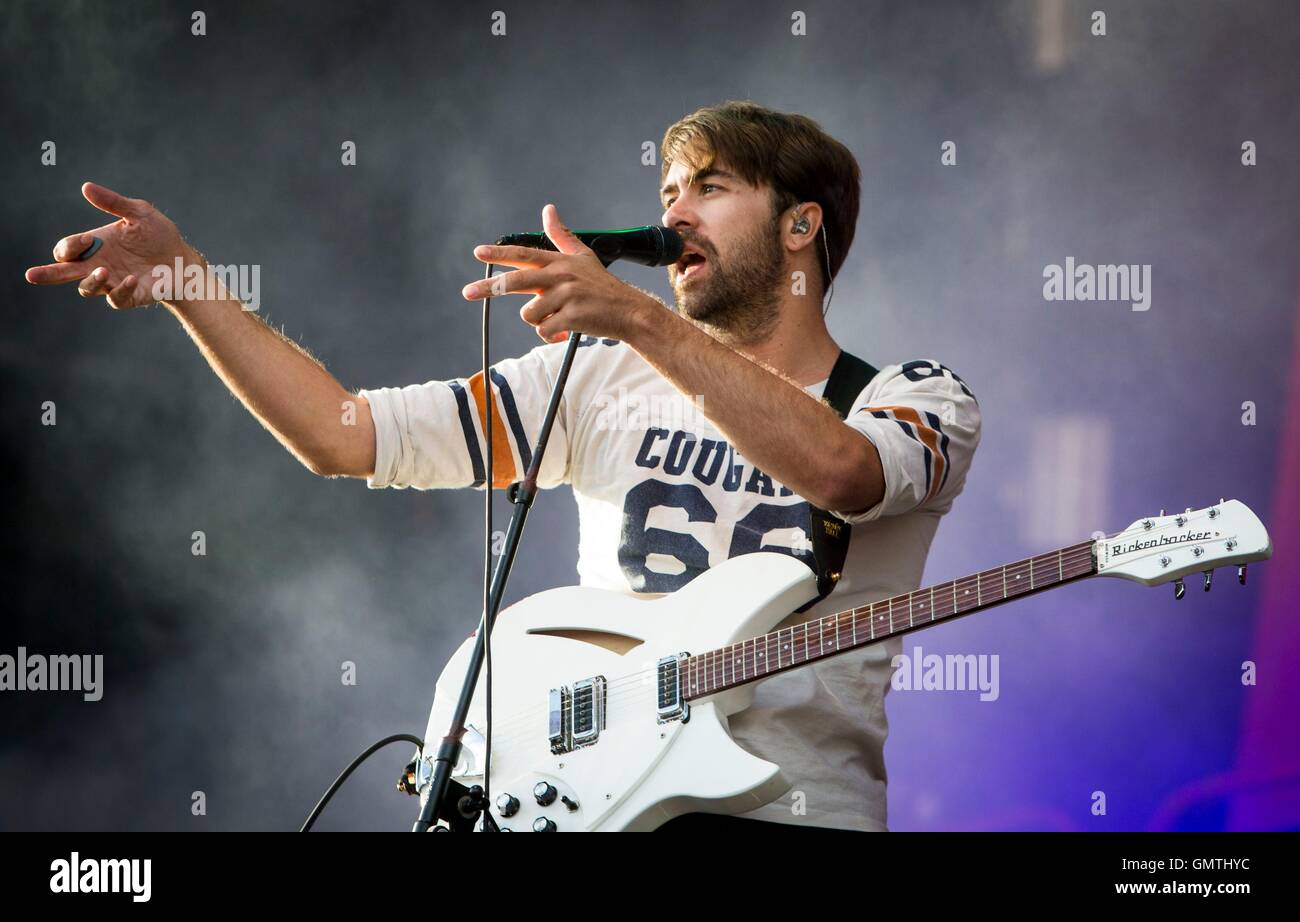Solo uso editoriale, nessun uso commerciale senza la preventiva autorizzazione dal Festival Repubblica Justin Hayward-Young da vaccini compie durante il festival di Leeds a Bramham Park, West Yorkshire. Foto Stock