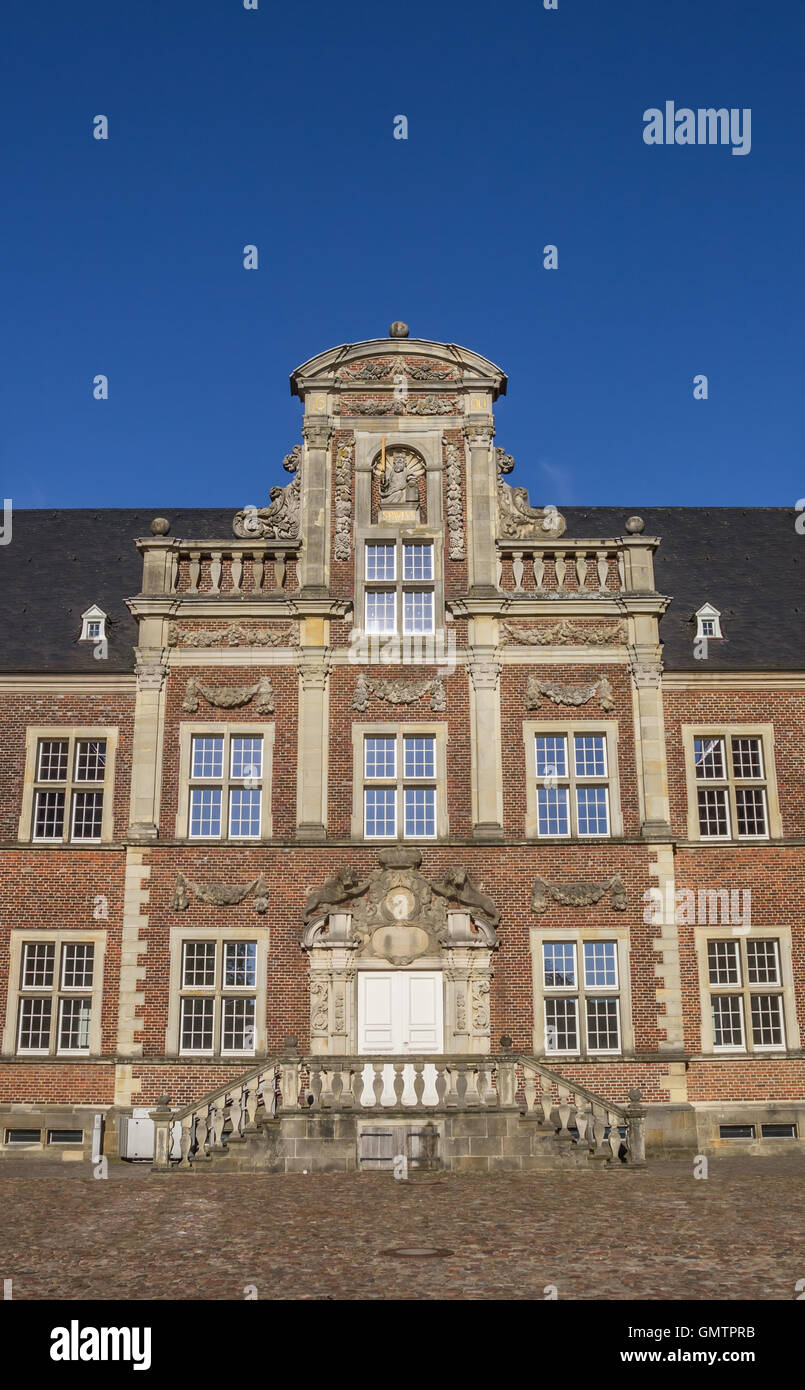 Facciata sul cortile in ciottoli di Ahaus castello in Germania Foto Stock