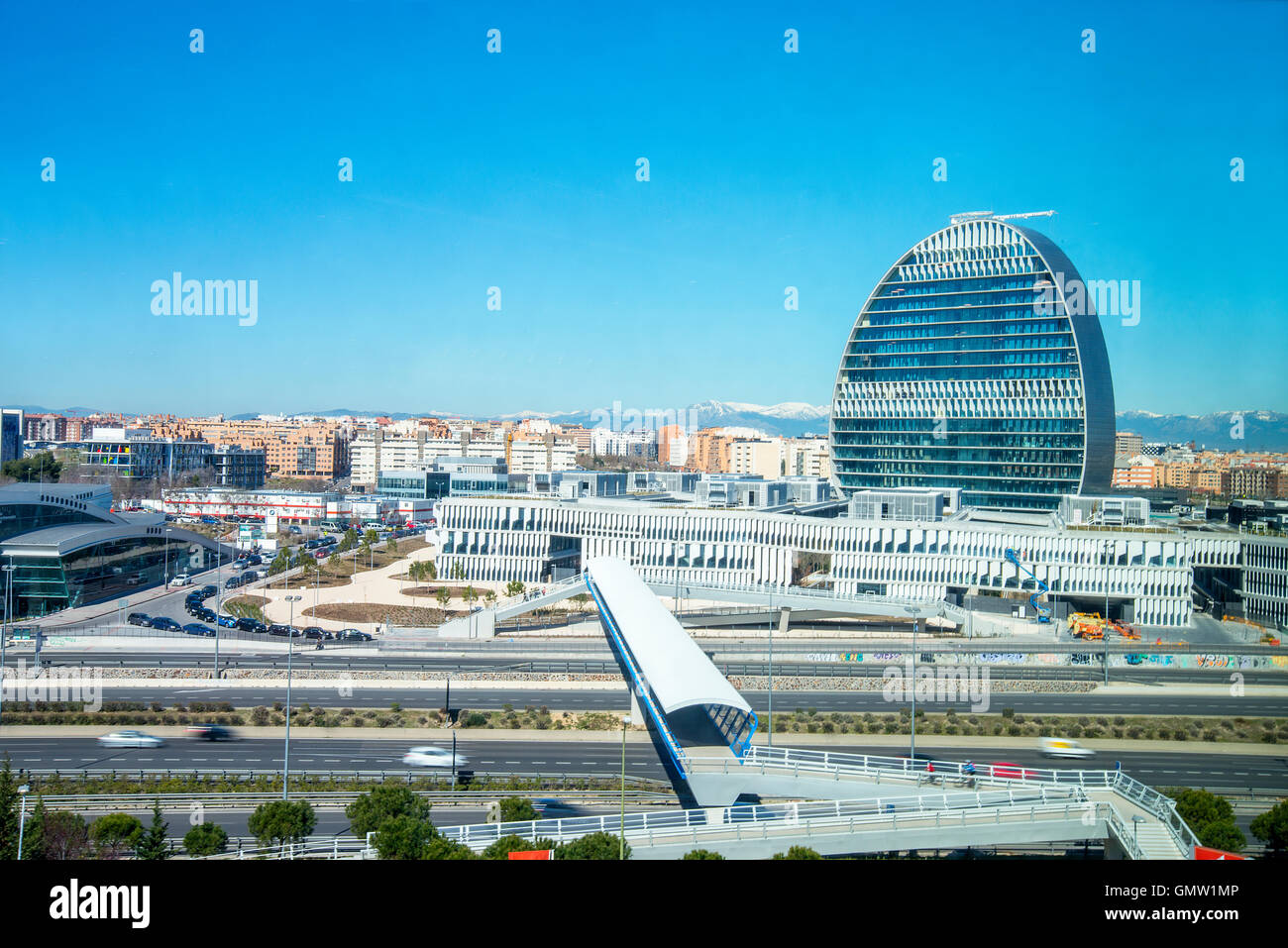 Panoramica di Sanchinarro distretto e La Vela edificio. Madrid, Spagna. Foto Stock