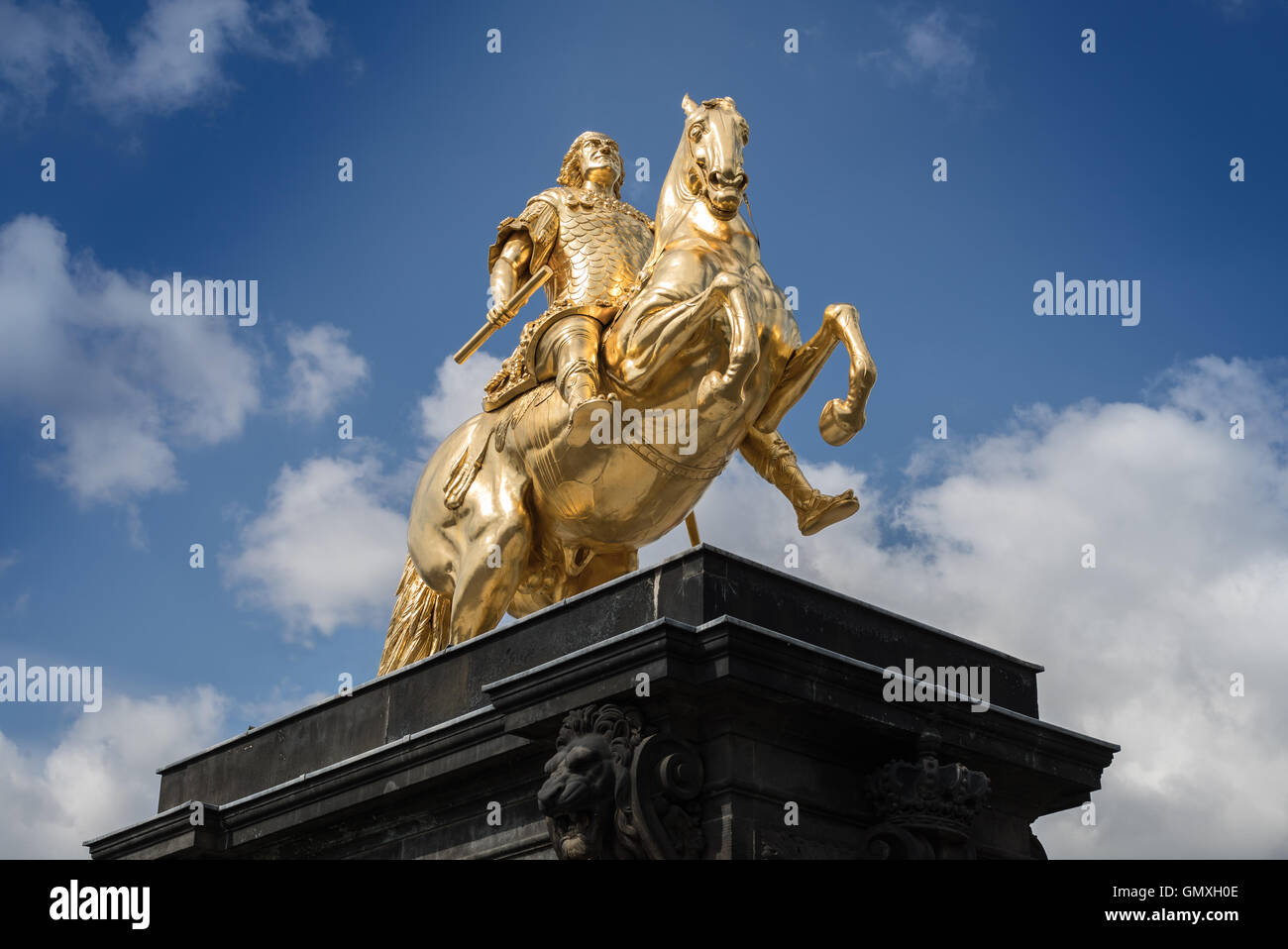 Goldener Reiter statua, Golden Cavalier (scultura Equestre), a Dresda - Germania. Foto Stock