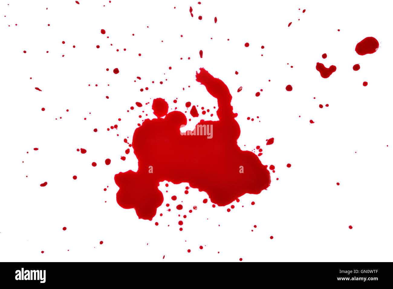 Gocce di sangue su sfondo bianco Foto Stock