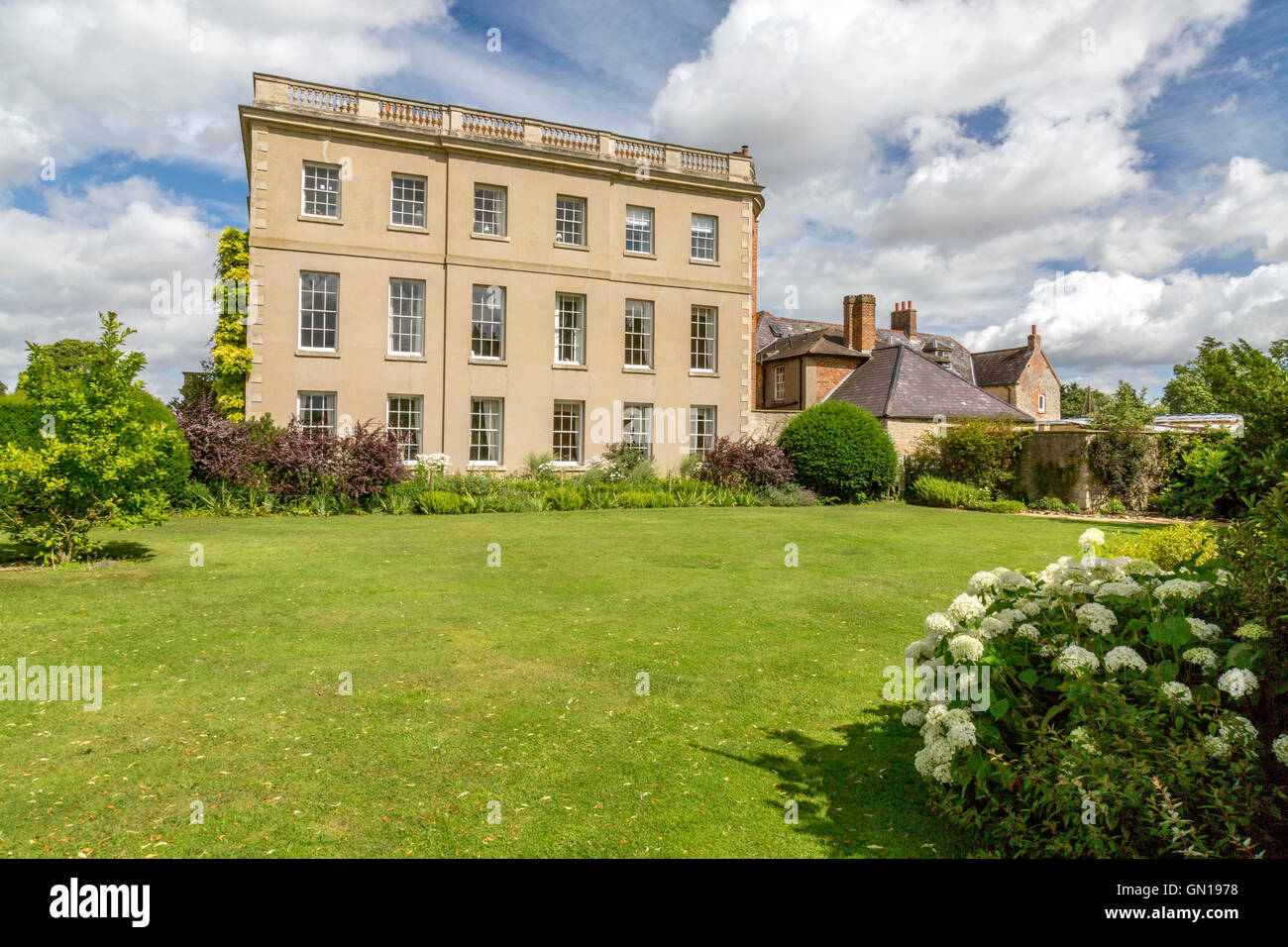 La magnifica architettura georgiana della casa Waterperry, Oxfordshire, England, Regno Unito Foto Stock