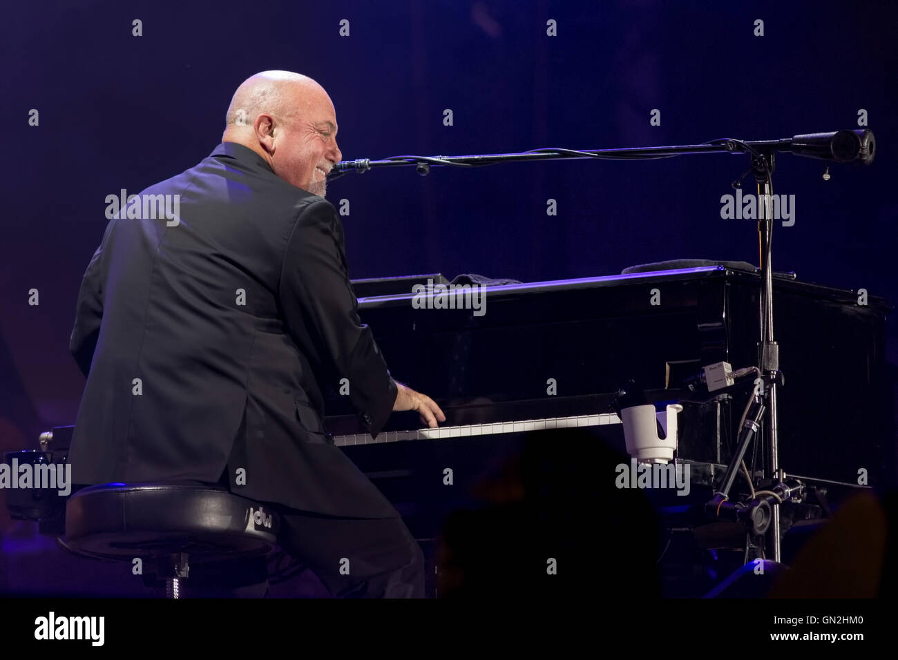 Chicago, Illinois, Stati Uniti d'America. 26 Ago, 2016. Musicista BILLY JOEL esegue Live At Wrigley Field a Chicago in Illinois Credit: Daniel DeSlover/ZUMA filo/Alamy Live News Foto Stock