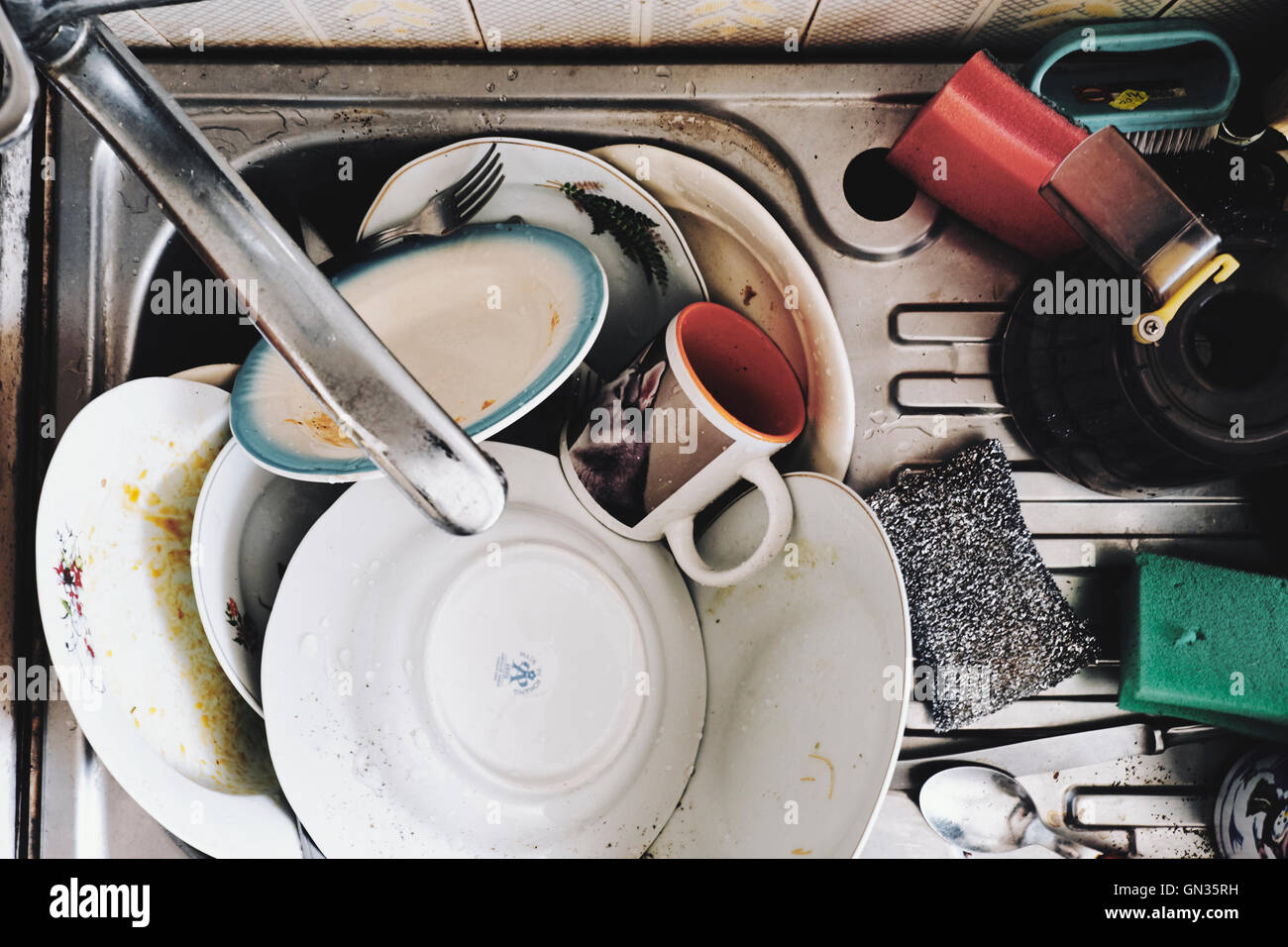 I piatti sporchi, cucina, disordine faccende di casa Foto Stock