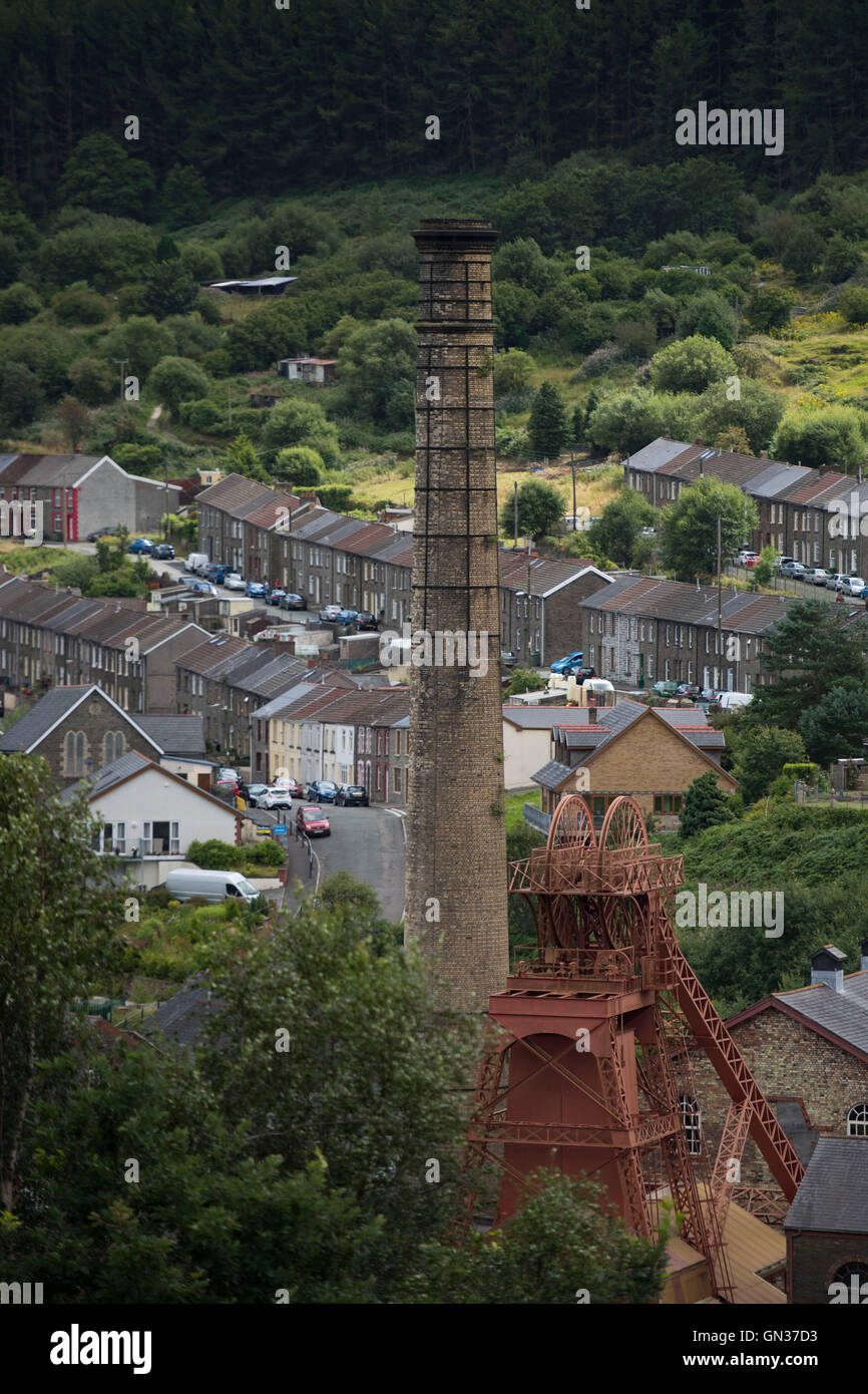 Trehafod vicino a Porth e Pontypridd nel Galles del Sud delle Valli home del Rhondda Heritage Park. Foto Stock