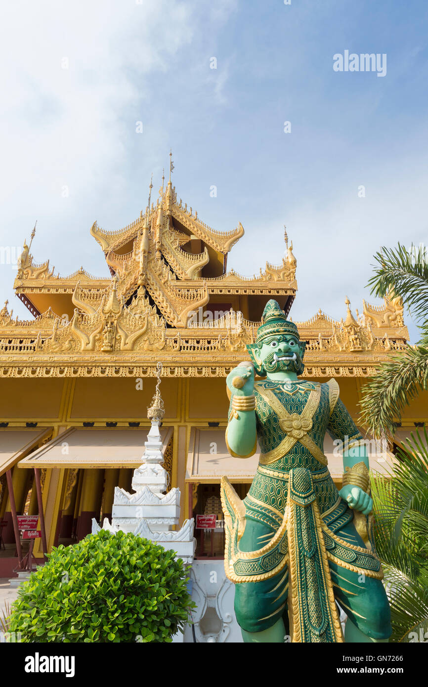 Kyauktawgyi Paya, Mandalay Myanmar Foto Stock