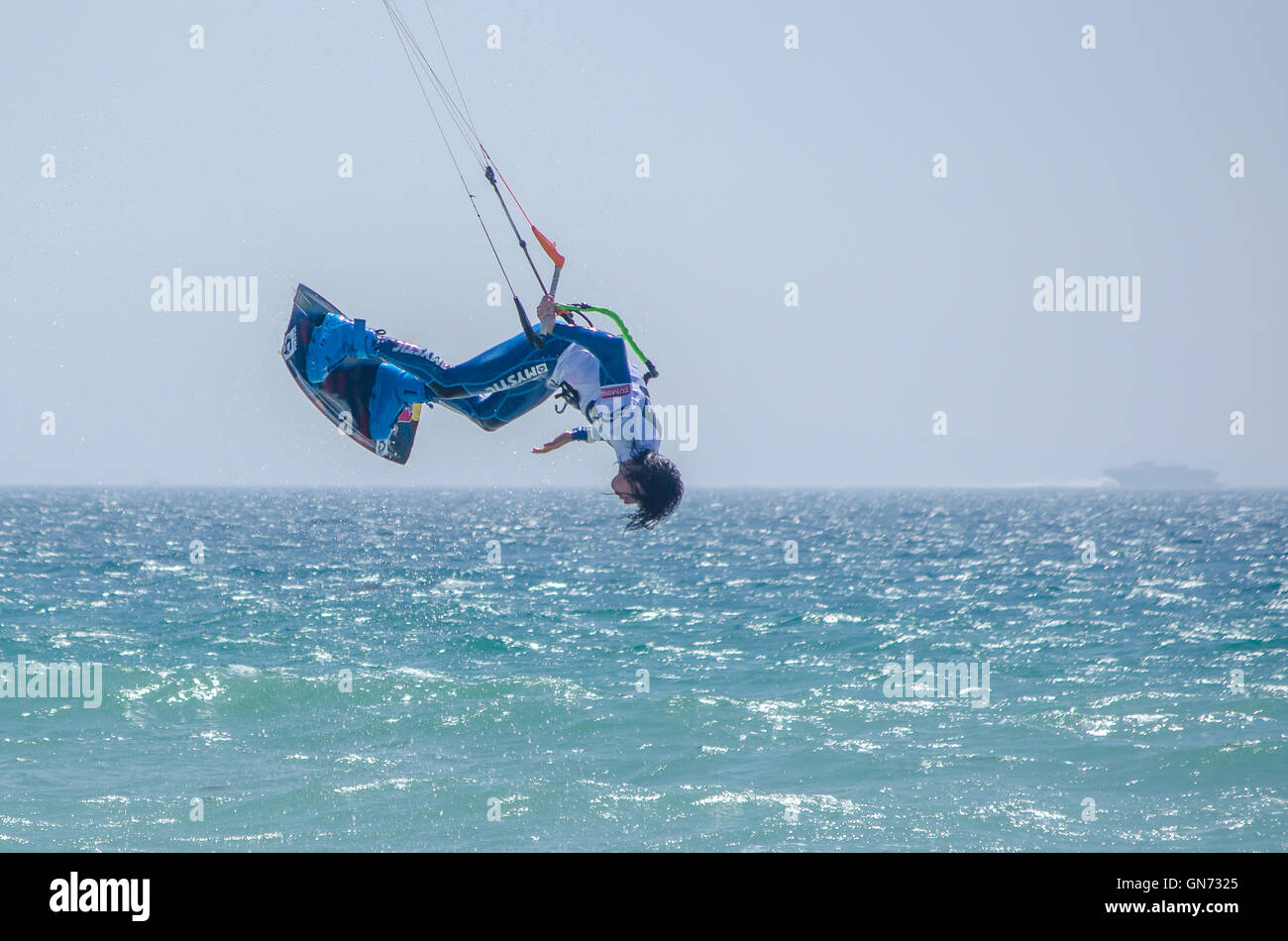 Il kite surf Tarifa Andalusia Foto Stock